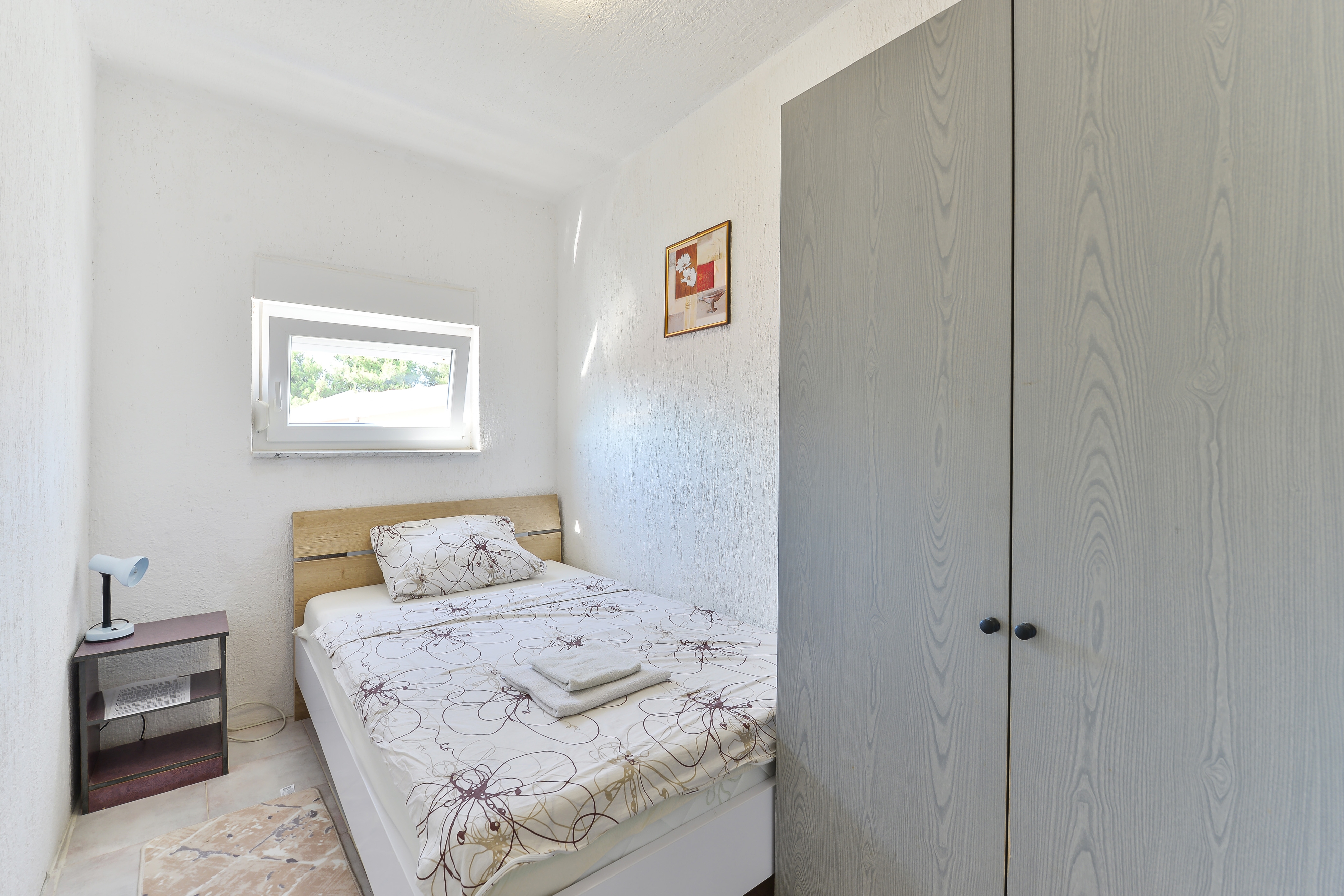 Three bedroom apartment with balcony Vir  A-a