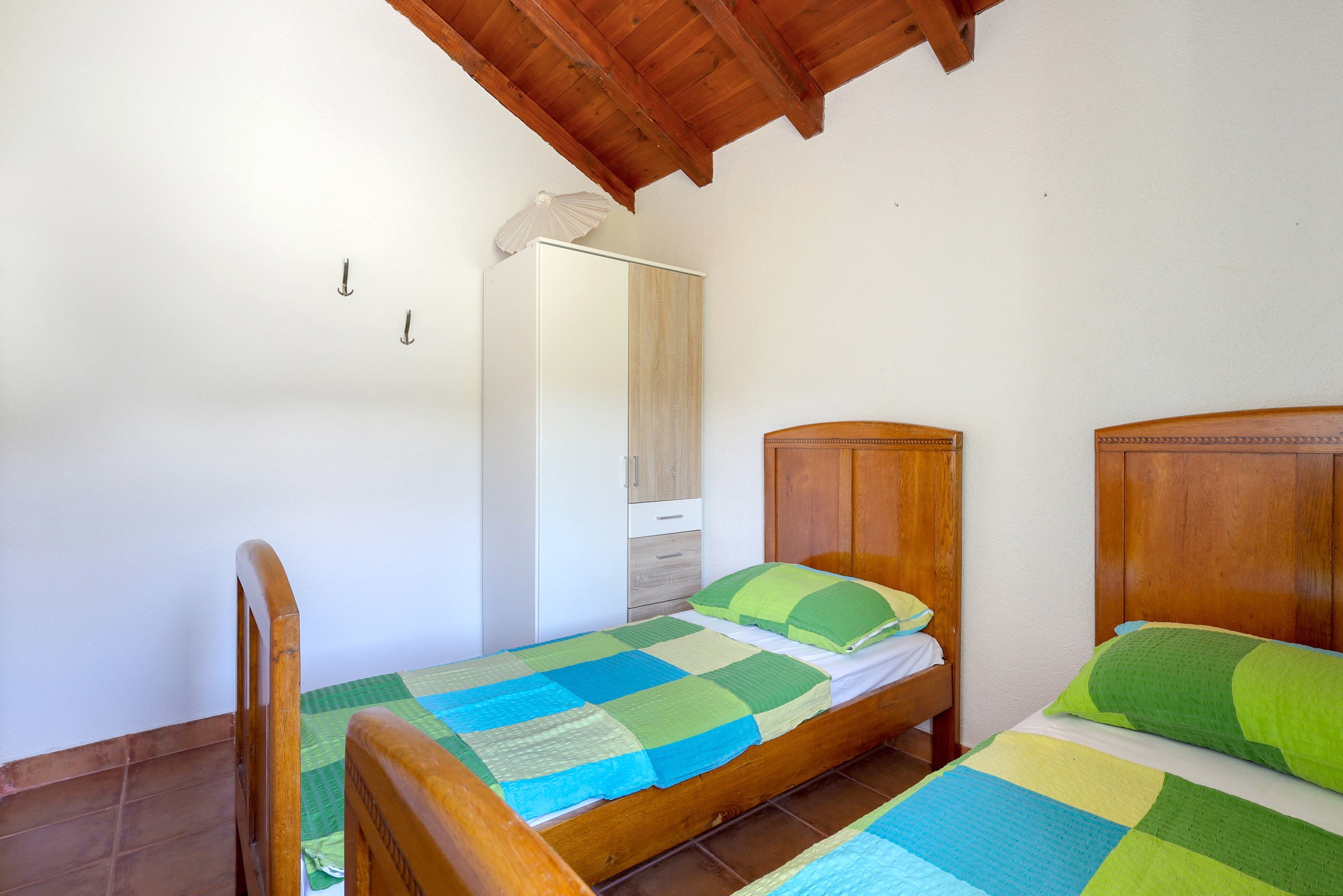 Three bedroom house with terrace Postira, Brač  K