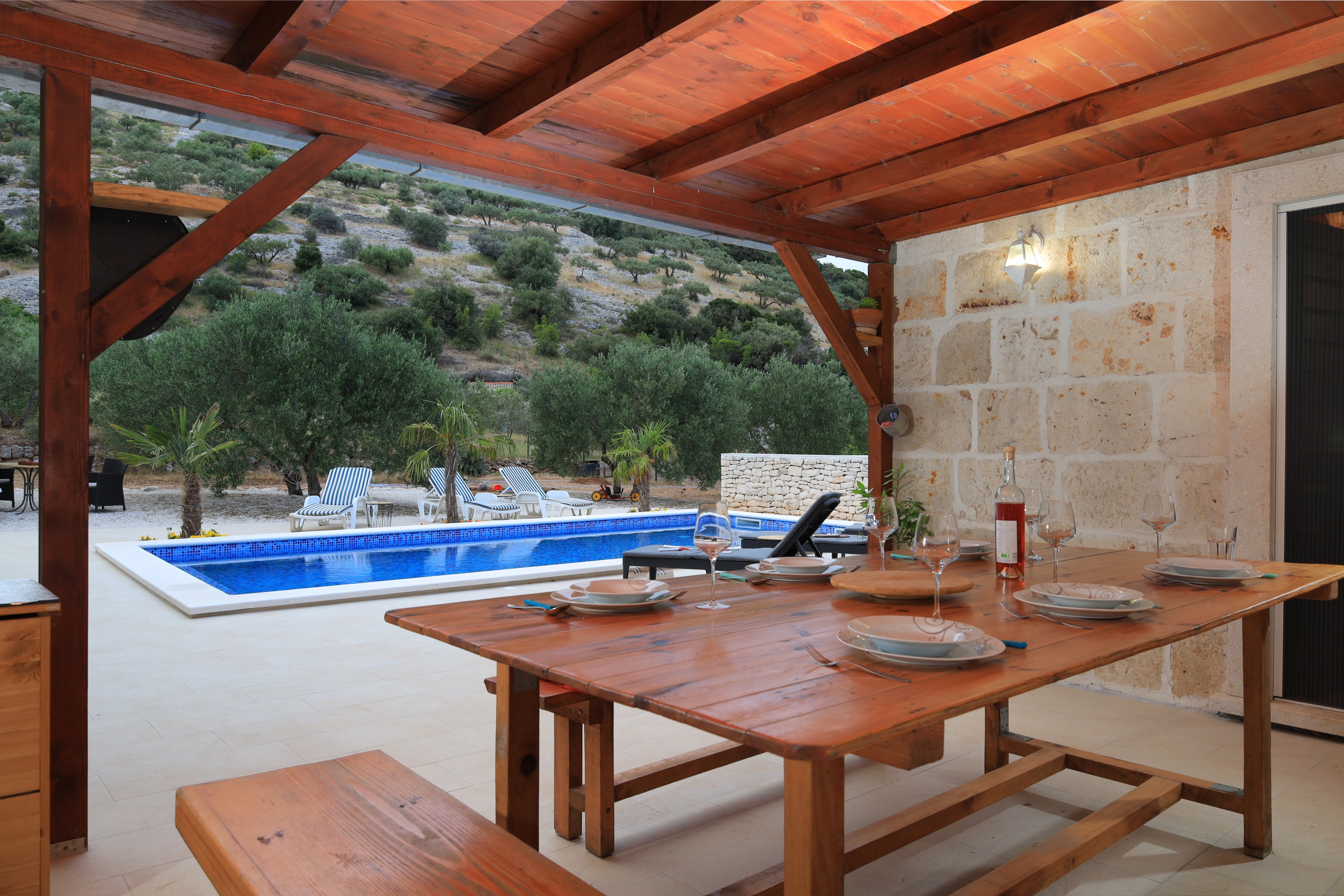 Three bedroom house with terrace Postira, Brač  K