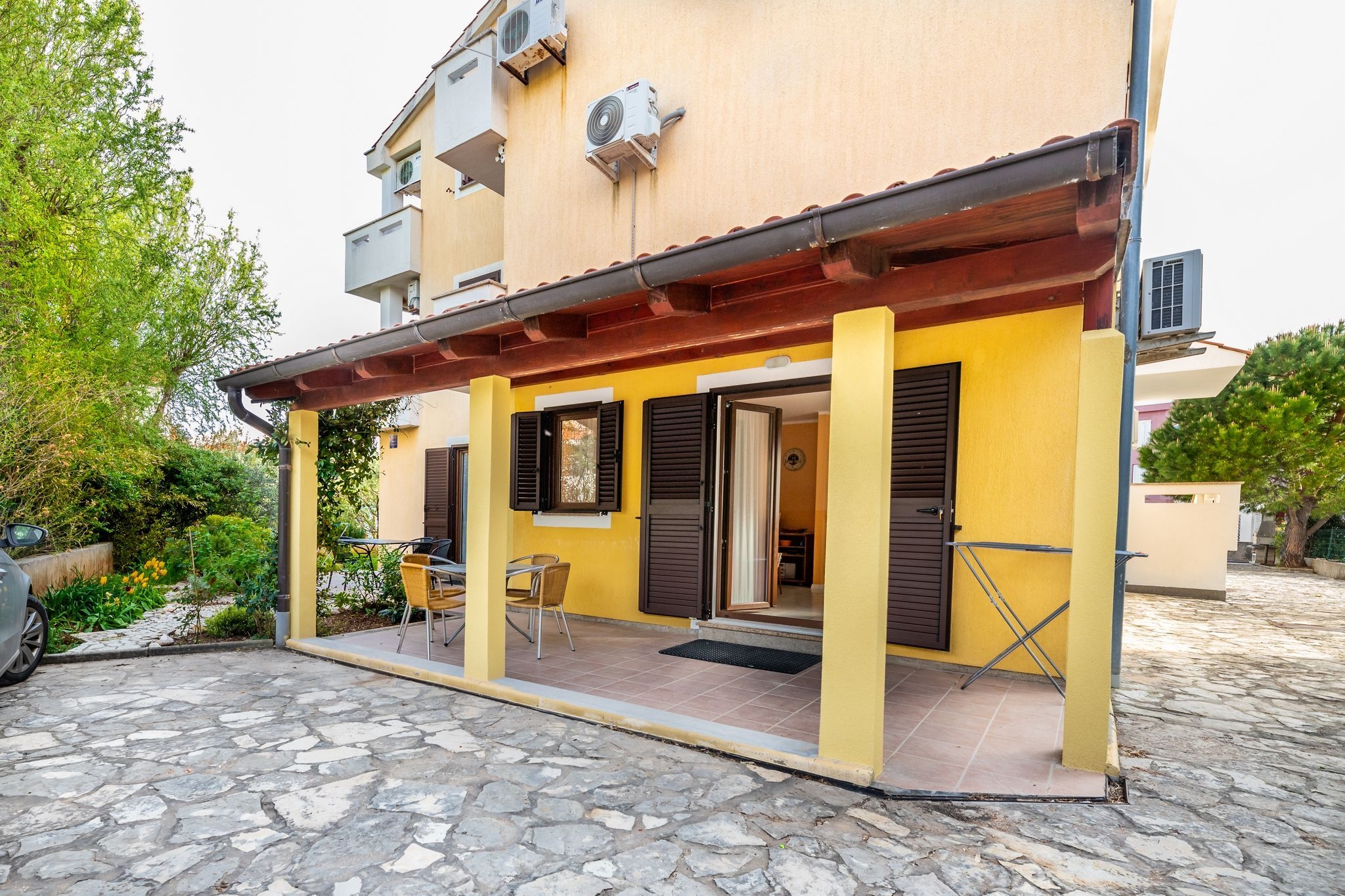 Two bedroom apartment with terrace Baška, Krk  A-a