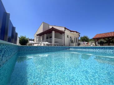 Janjina, Pelješac, Property 19594 - Vacation Rentals with pebble beach.