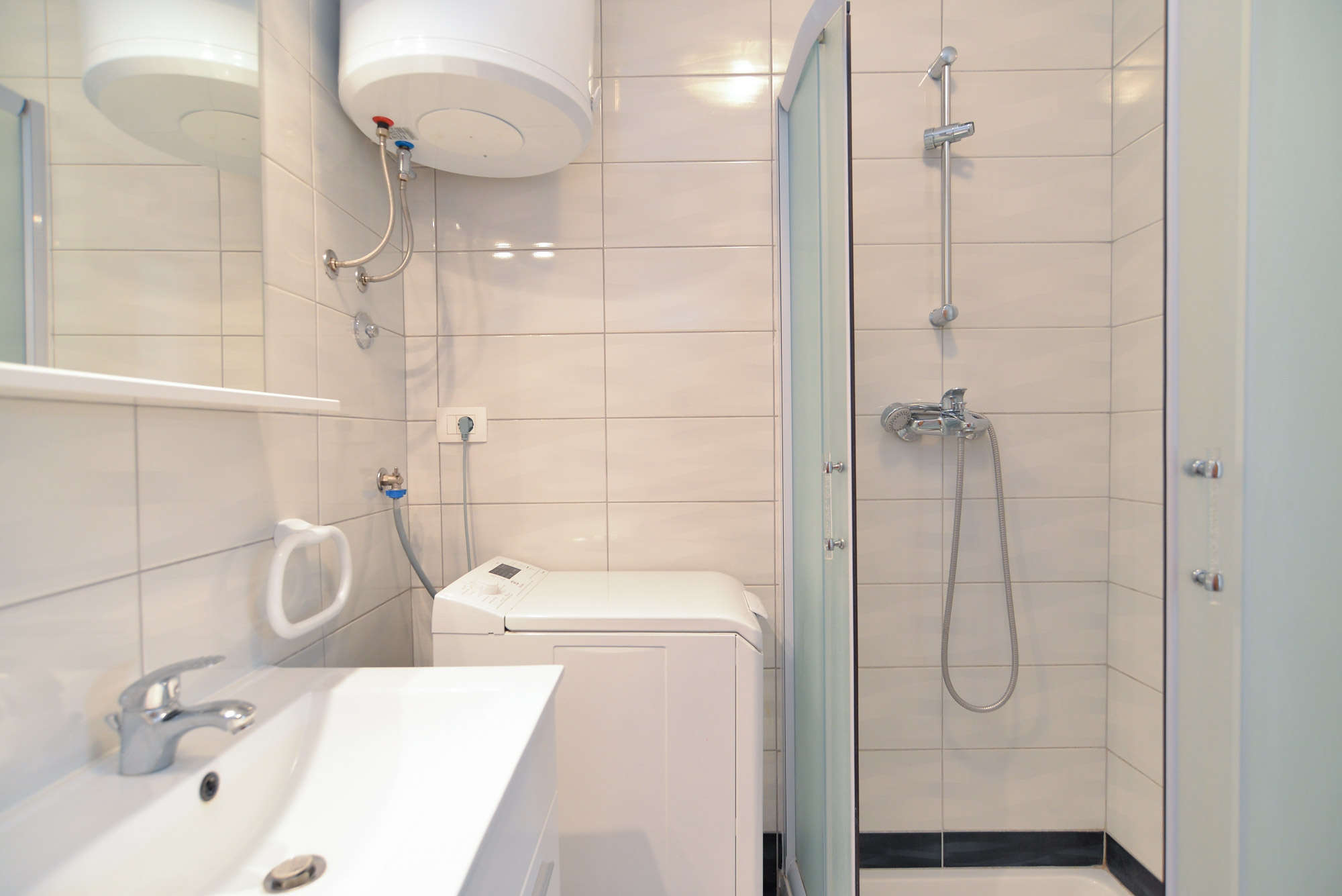 Two bedroom apartment with terrace Fažana  A-d
