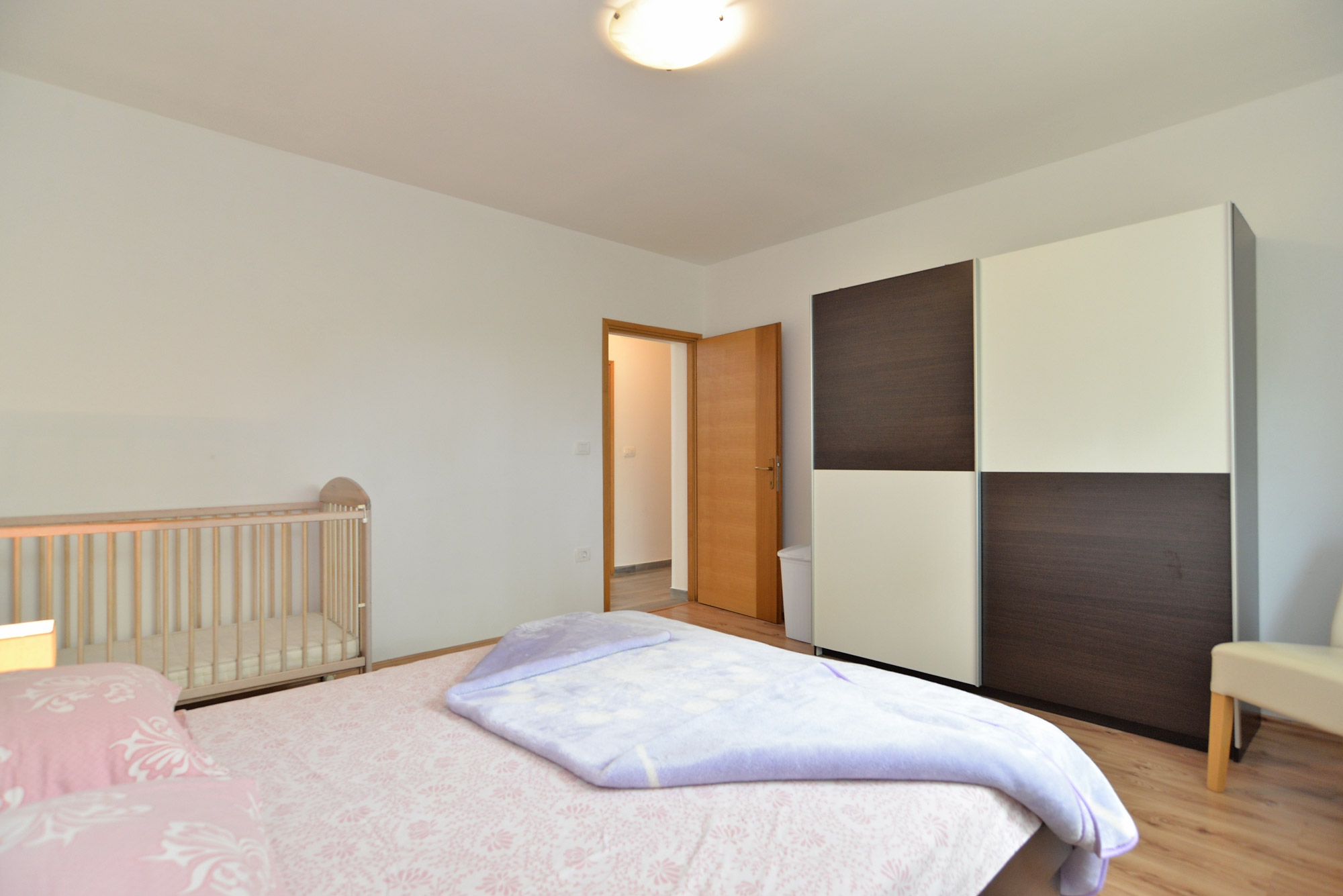 Two bedroom apartment with terrace Fažana  A-d