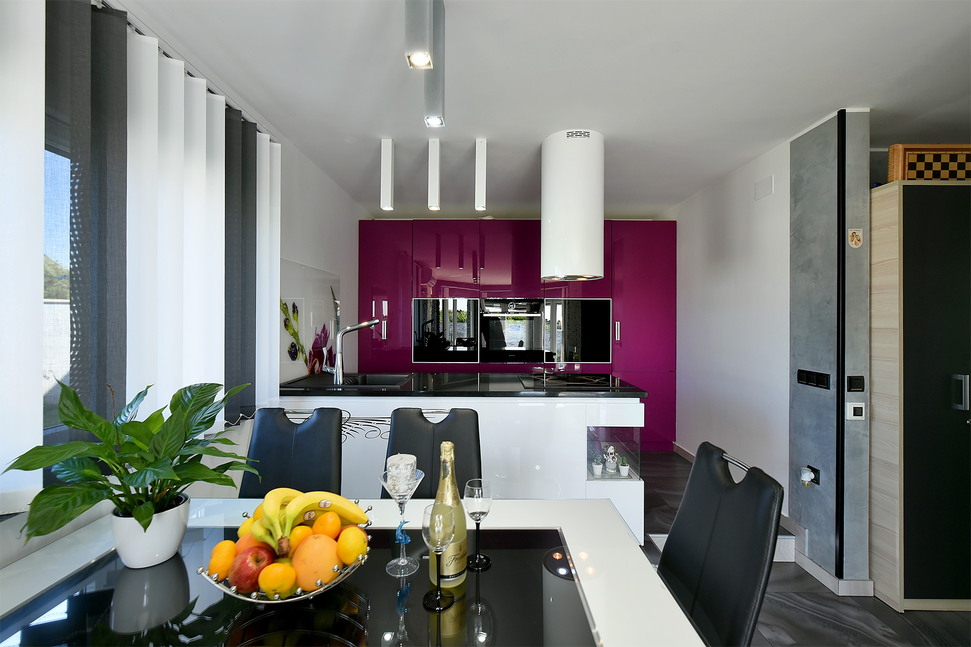 Four bedroom house with terrace Fažana  K