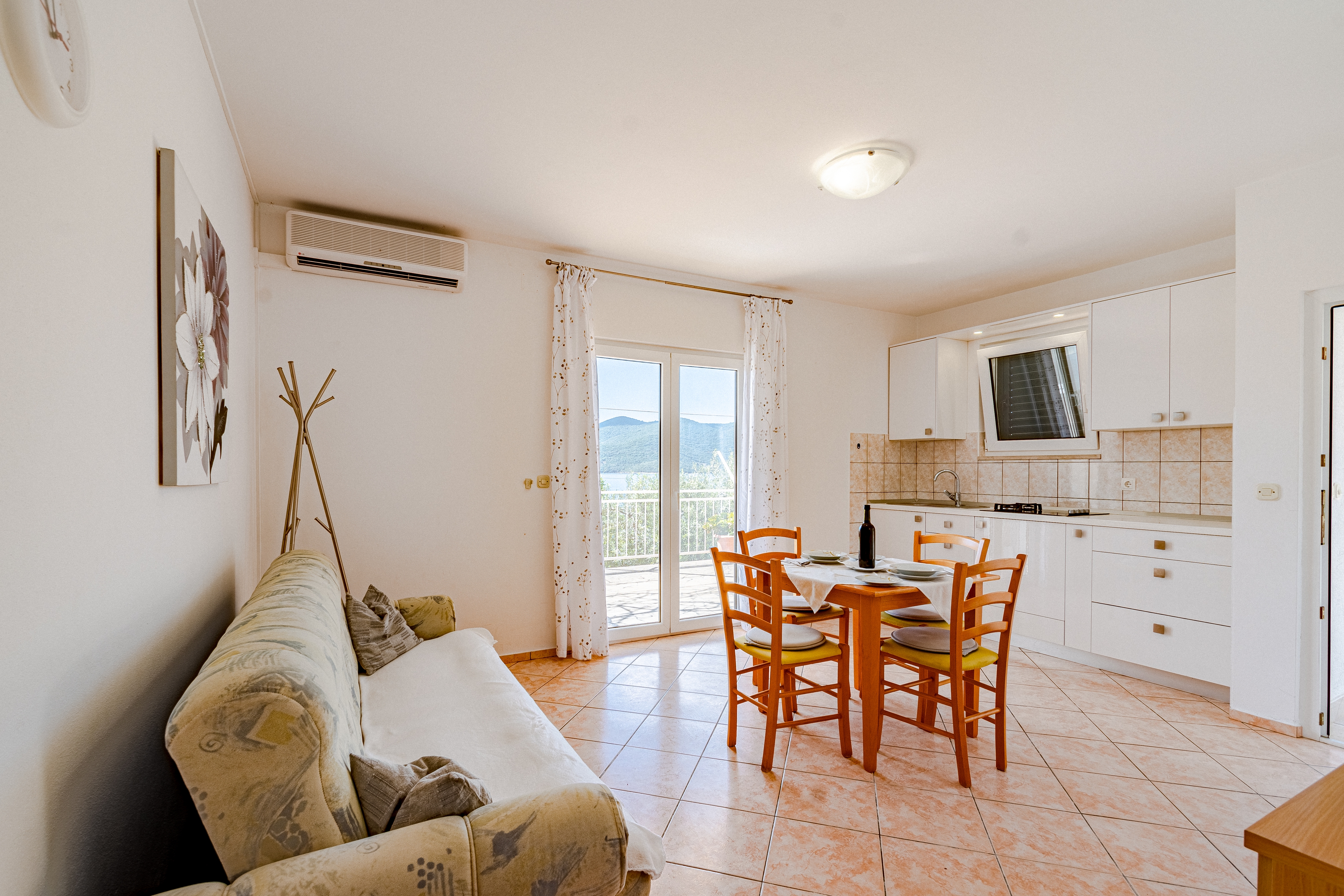 One bedroom apartment near beach Viganj, Pelješac (A-19603-a) One bedroom apartment near beach Viganj, Pelješac (A-19603-a)