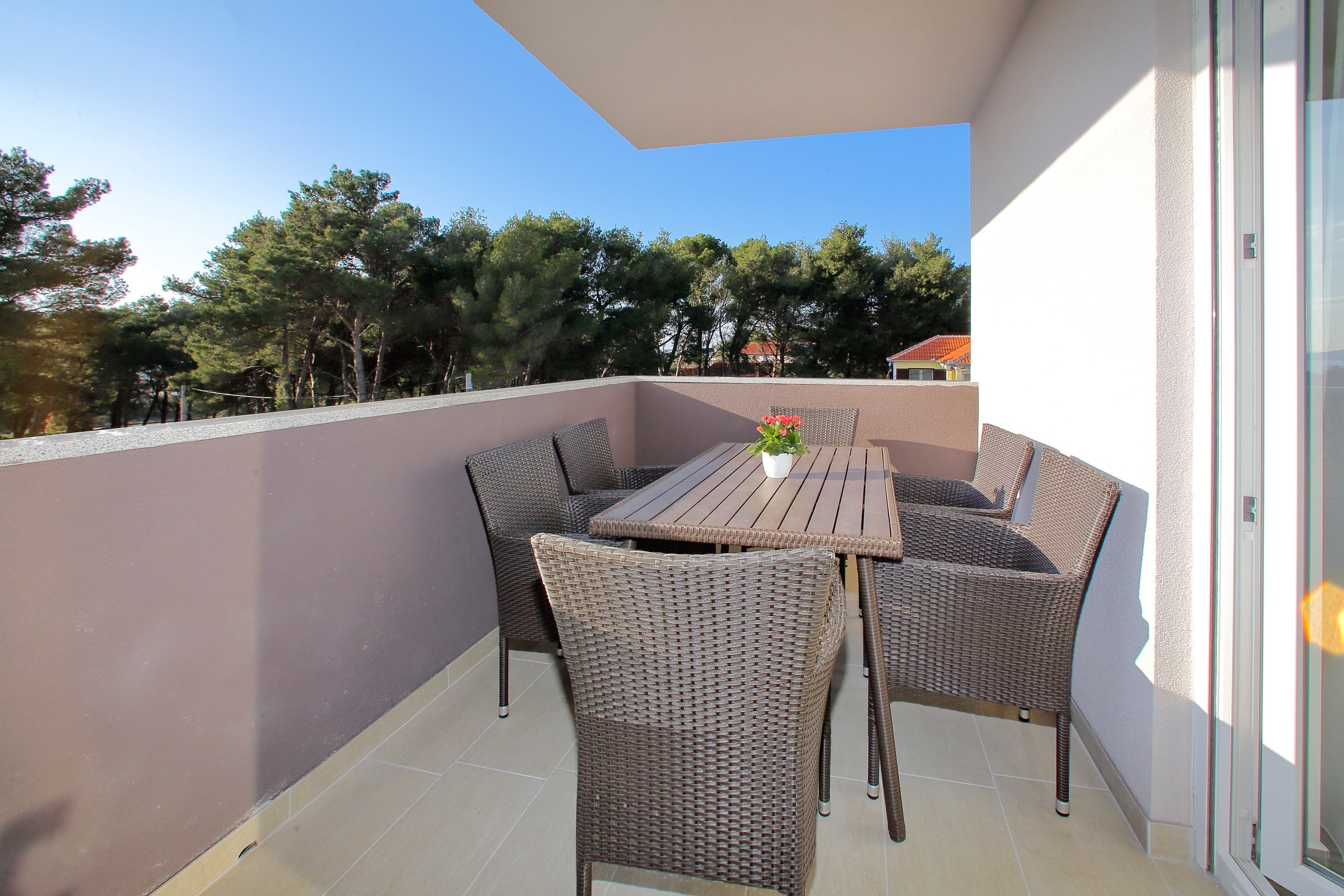 Two bedroom apartment with balcony and sea view Bibinje, Zadar  A-b