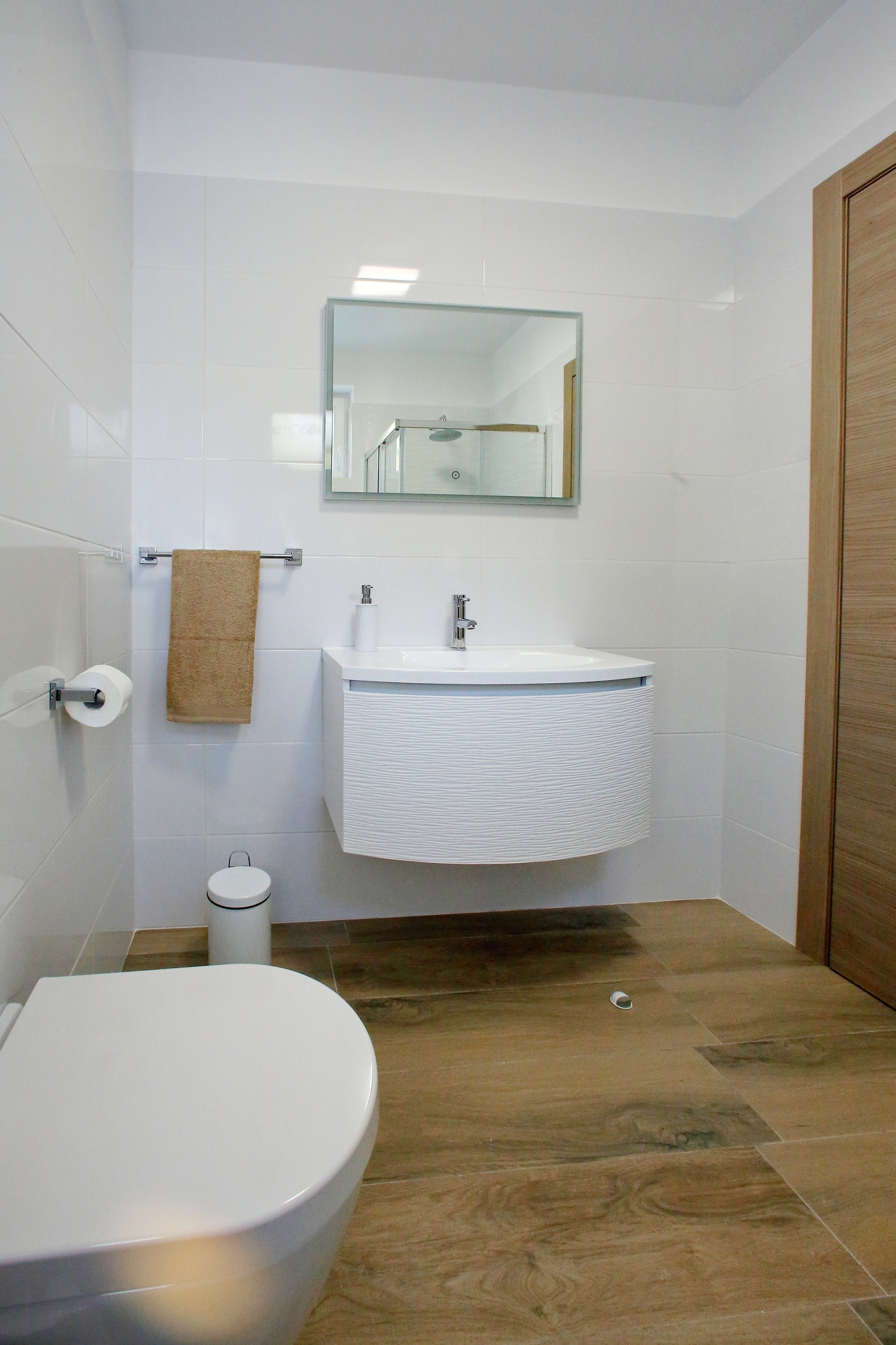 Two bedroom apartment with balcony and sea view Bibinje, Zadar  A-b