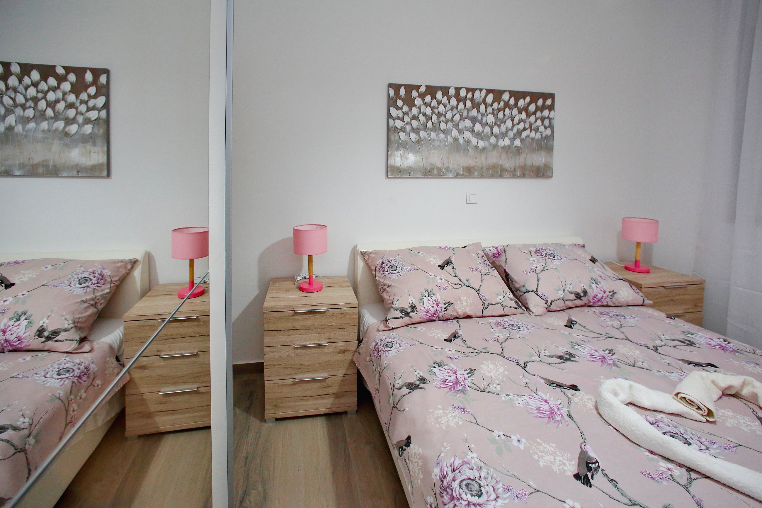 Two bedroom apartment with balcony and sea view Bibinje, Zadar  A-b