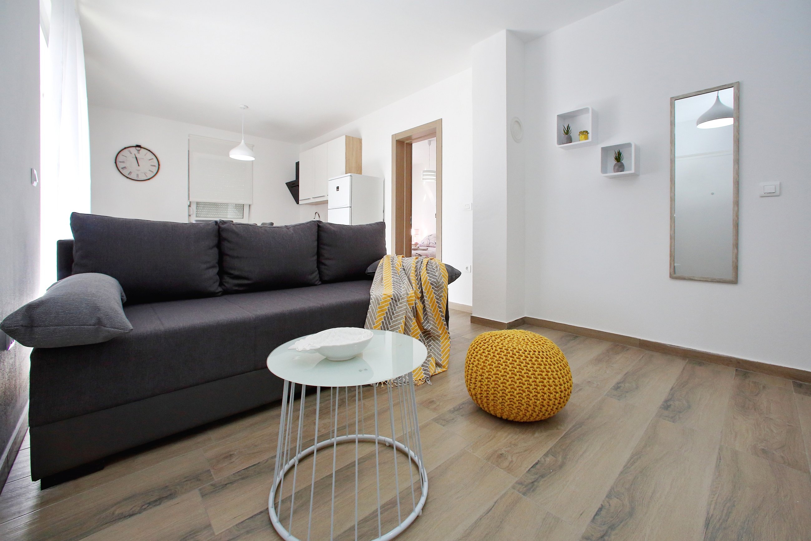 Two bedroom apartment with balcony and sea view Bibinje, Zadar (A-19610-b)