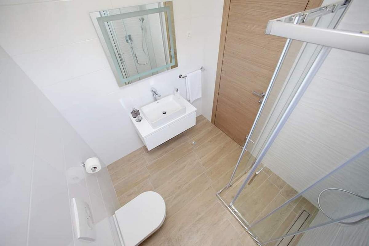 Two bedroom apartment with balcony and sea view Bibinje, Zadar  A-c