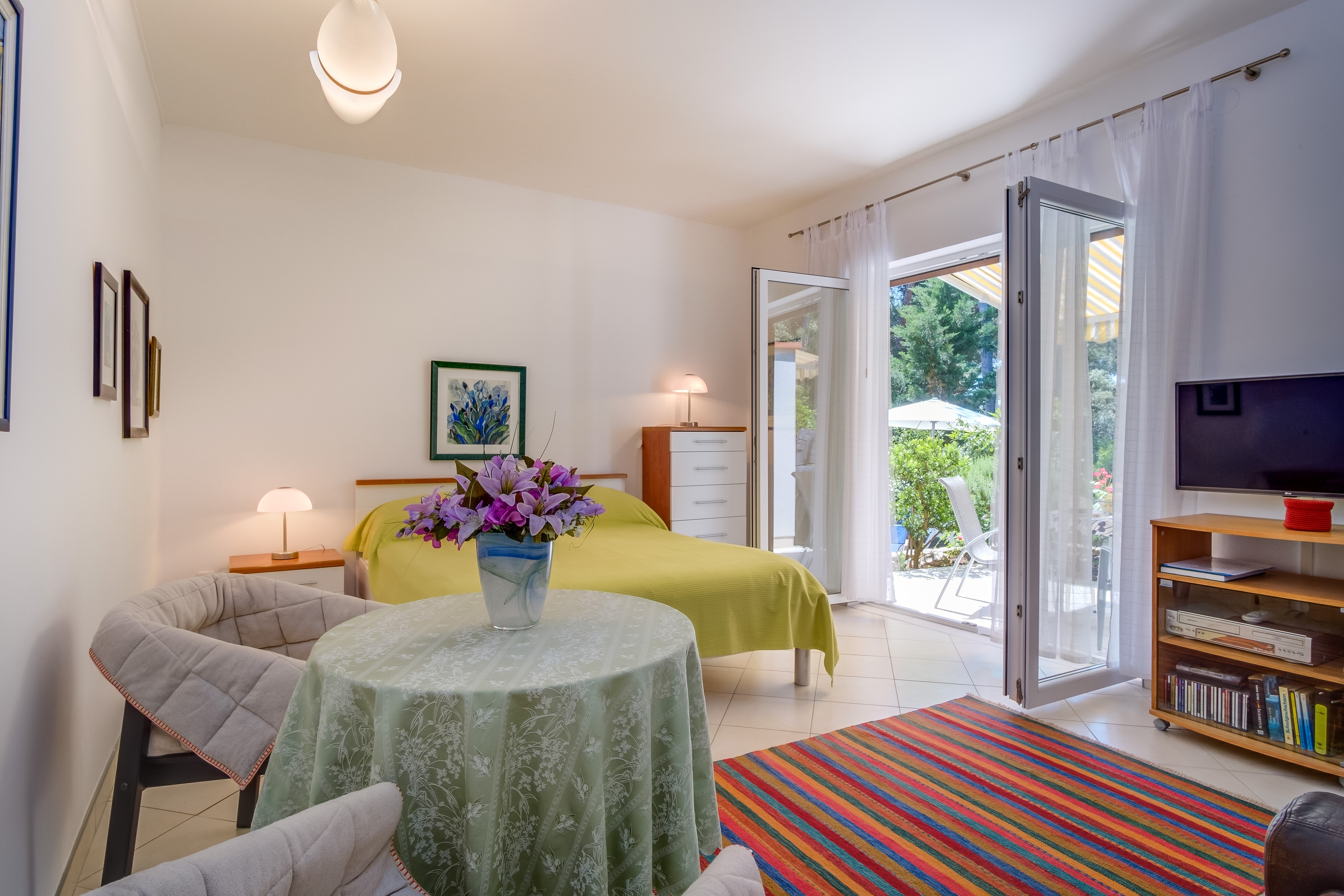 One bedroom apartment with terrace Artatore, Lošinj (A-19616-a)