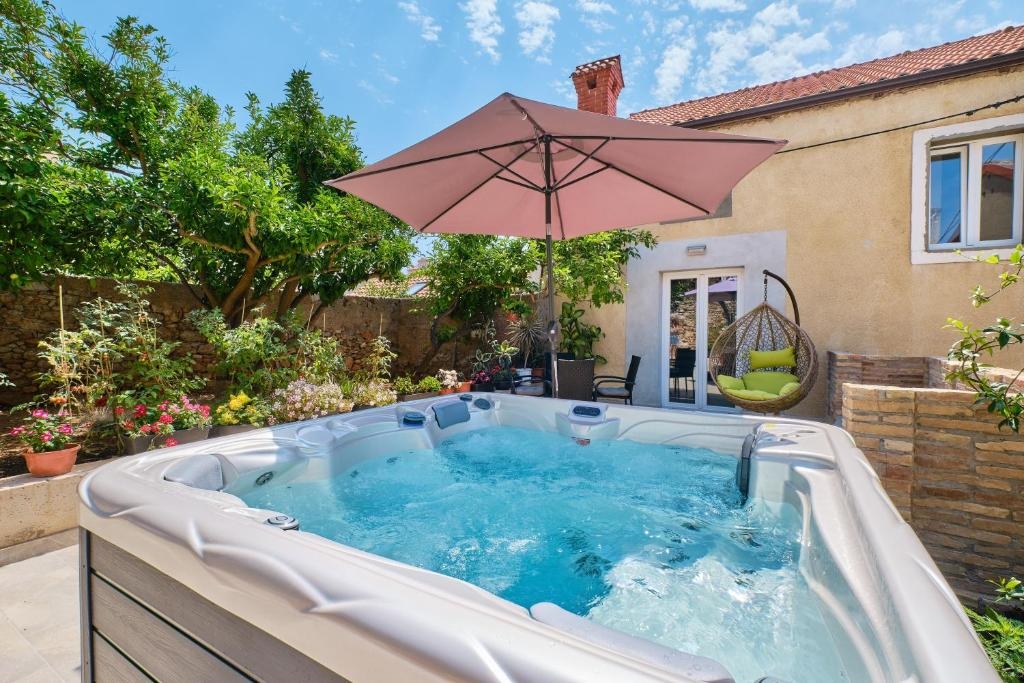 Enosobni apartma S teraso Mali Lošinj, Lošinj  A-a