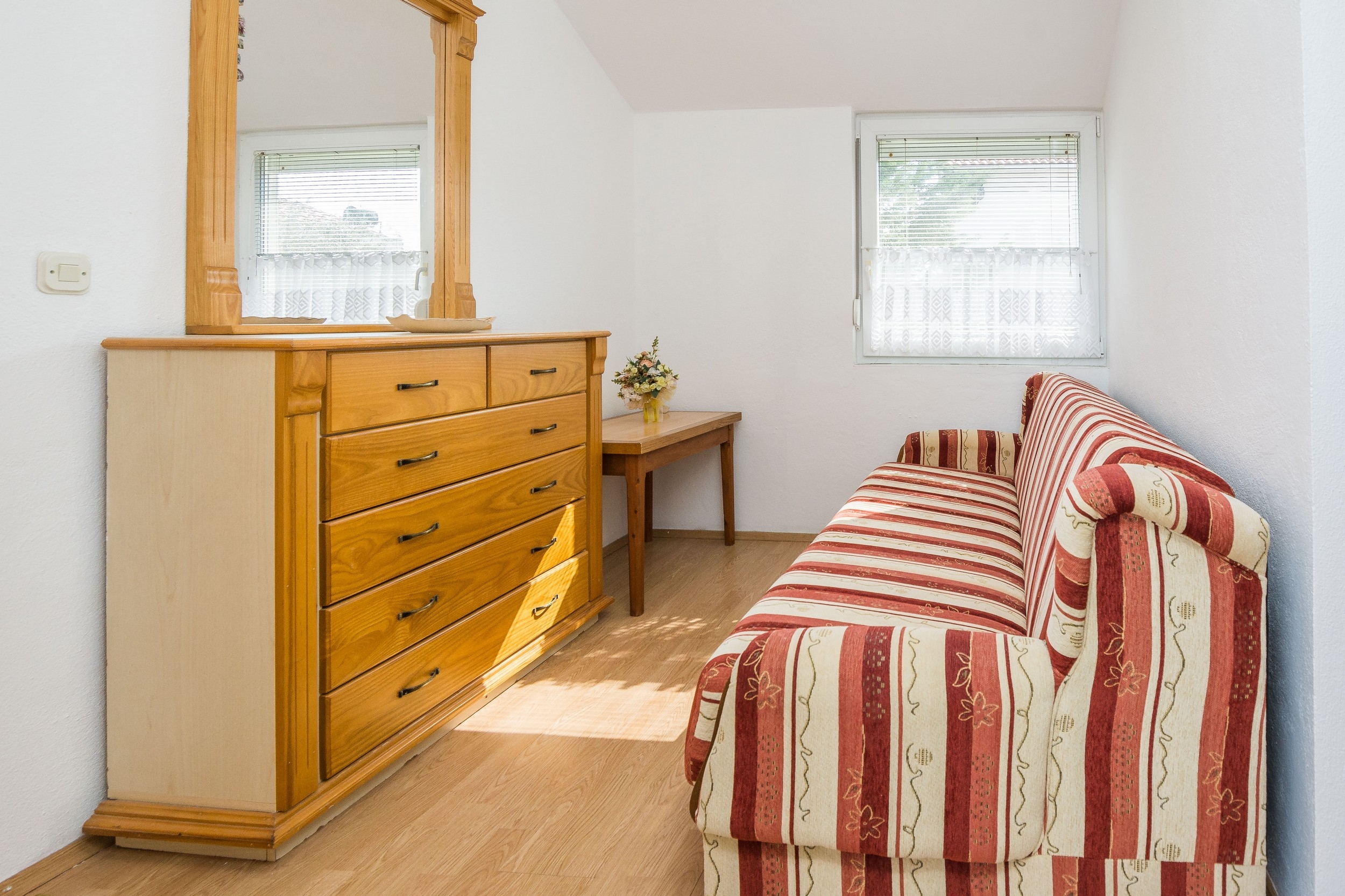 One bedroom apartment with balcony Sabunike, Zadar  A-d