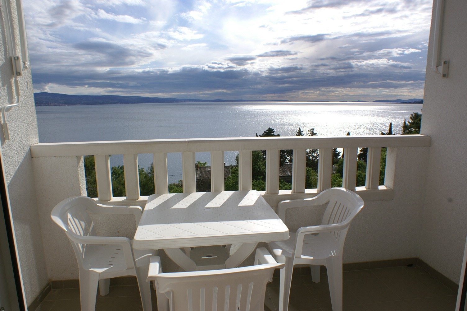 Studio flat with balcony and sea view Nemira, Omiš (AS-19635-h)