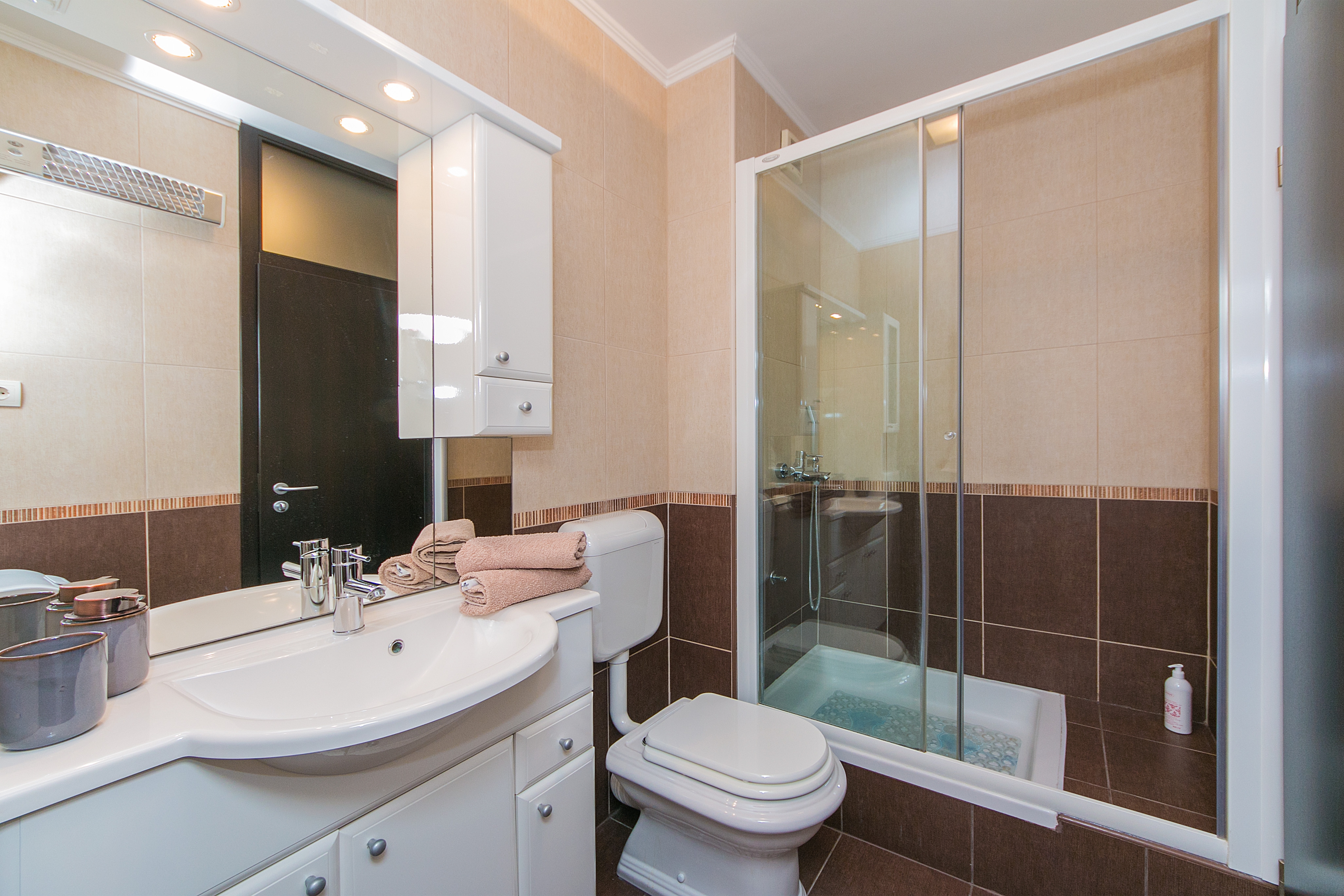 Two bedroom apartment with balcony Makarska  A-a