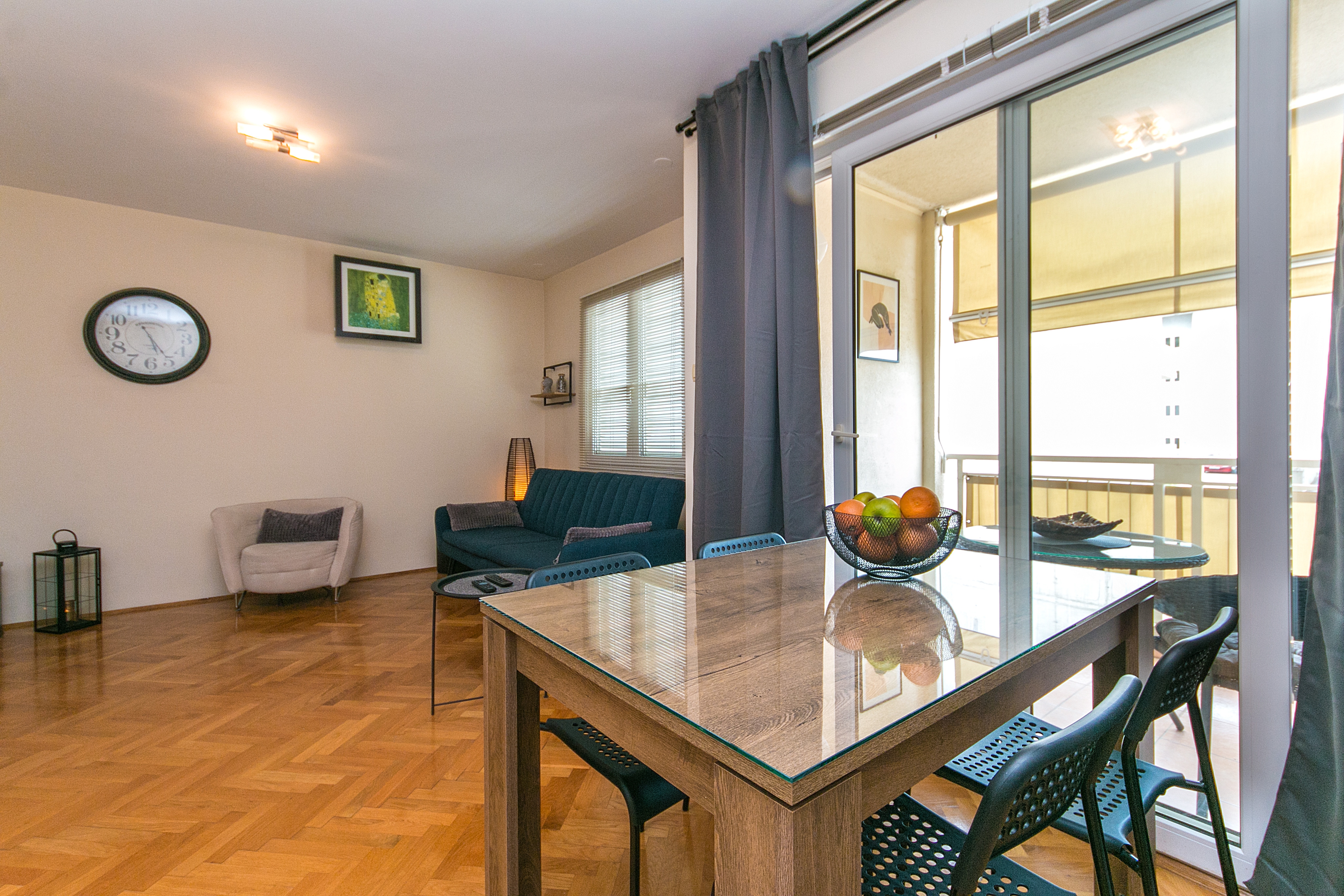 Jednosobni apartman s balkonom Makarska  A-a