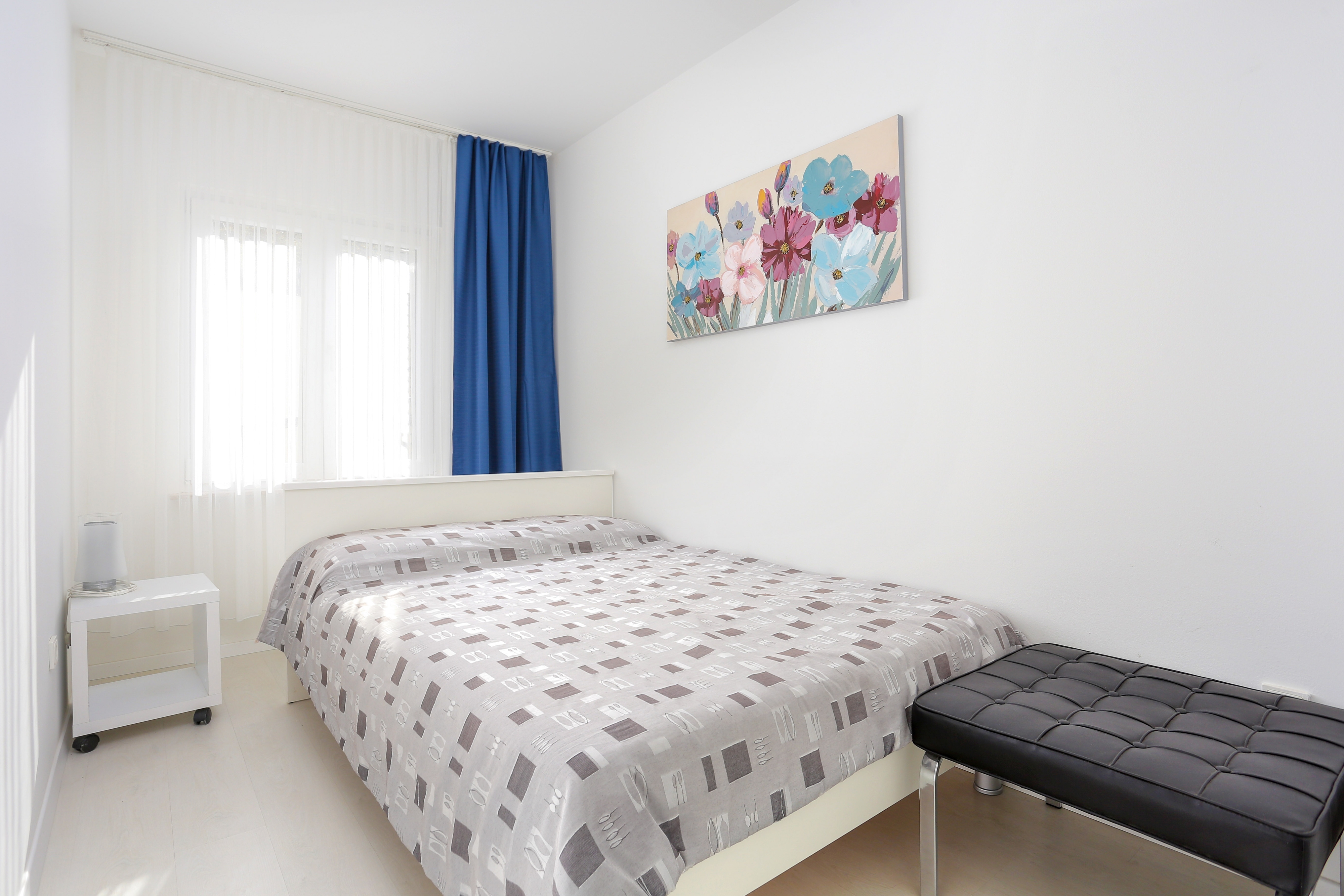 Three bedroom apartment with terrace Podstrana, Split  A-a
