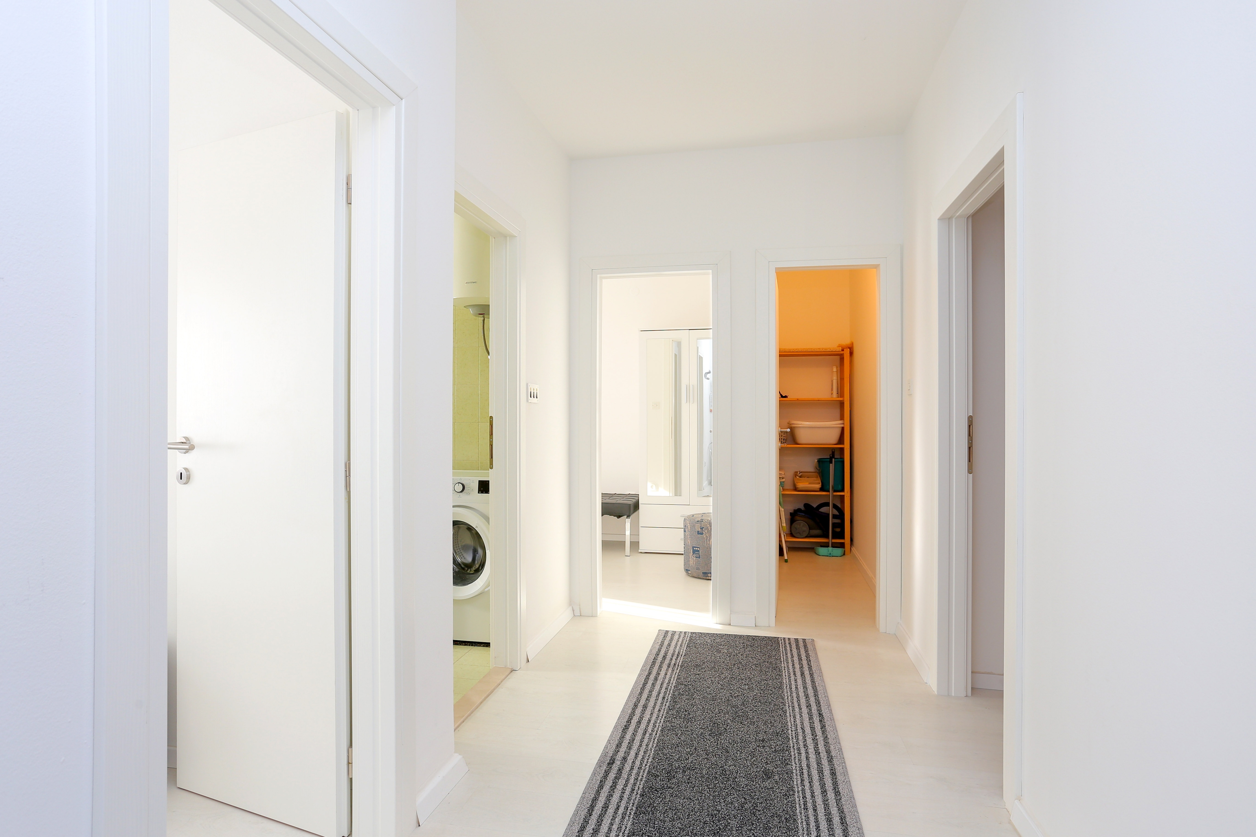Three bedroom apartment with terrace Podstrana, Split  A-a