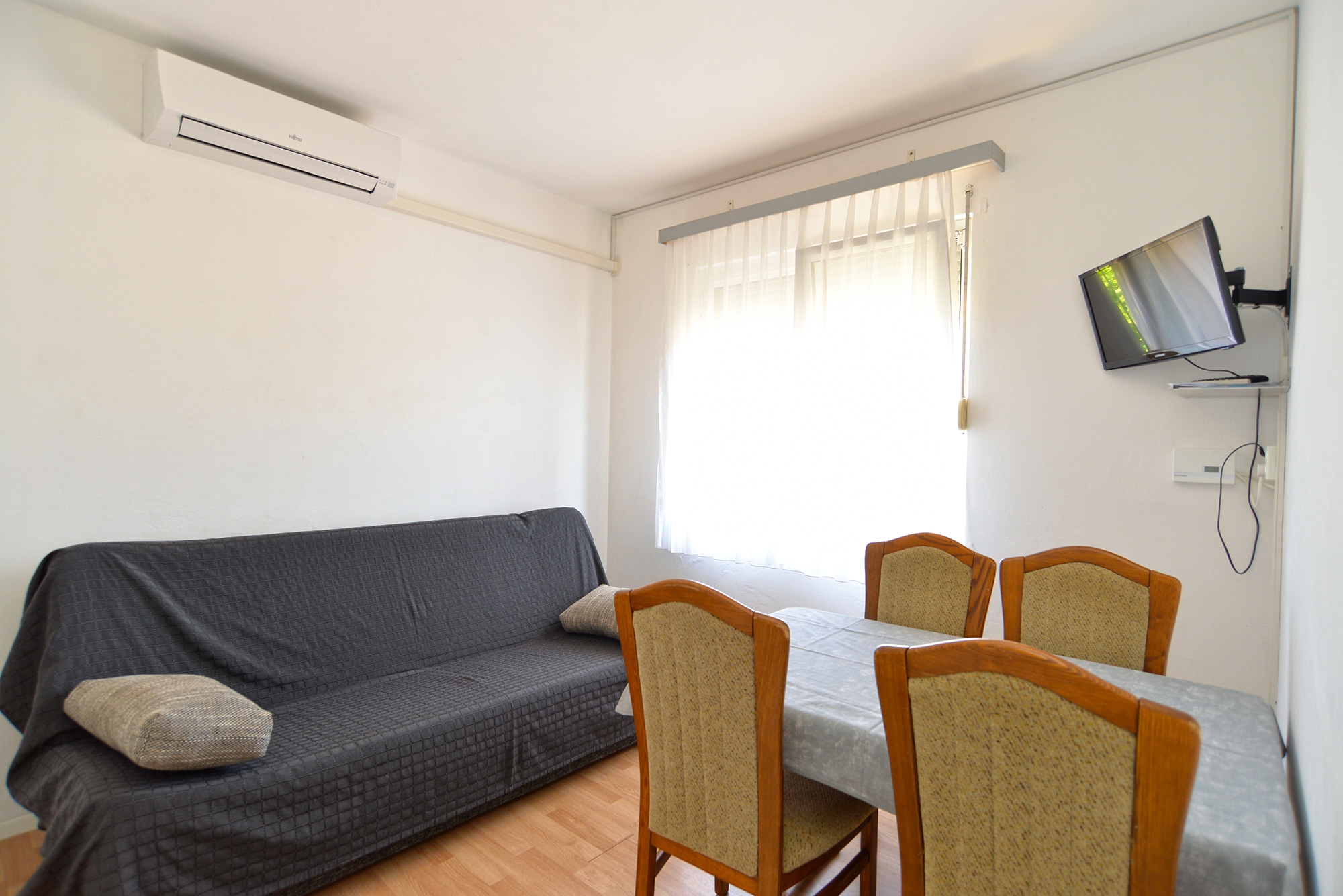 One bedroom apartment with terrace Štinjan, Pula  A-d