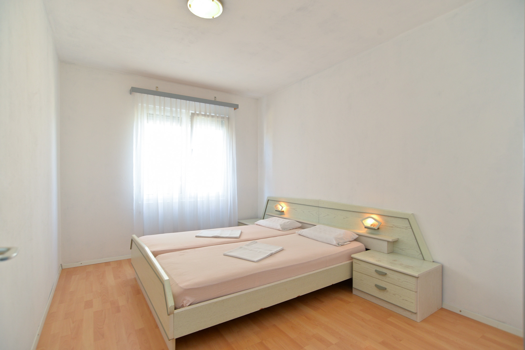One bedroom apartment with terrace Štinjan, Pula  A-g