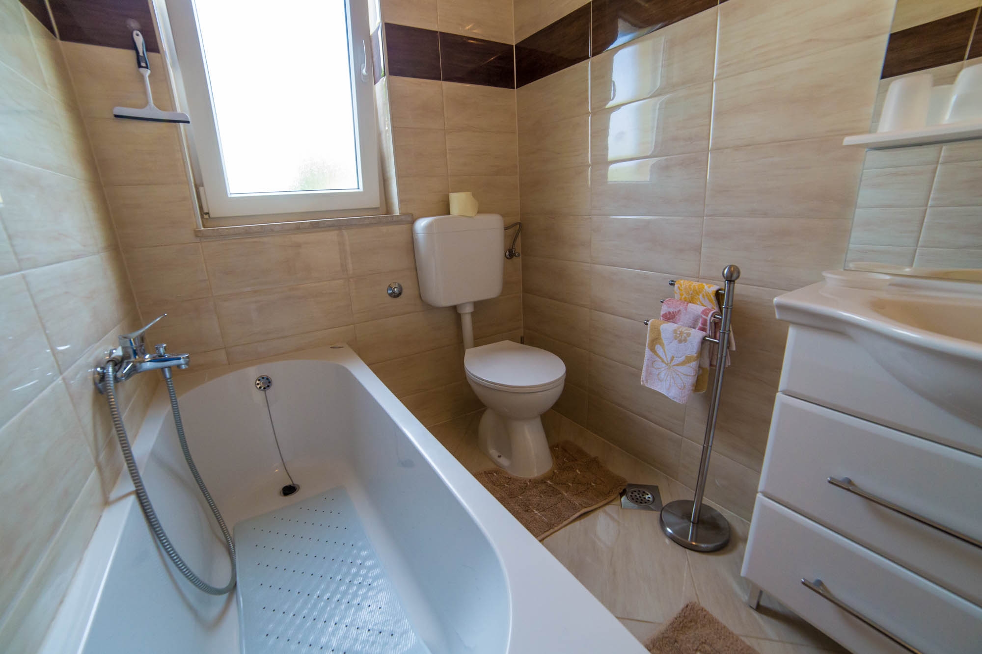Two bedroom apartment with terrace Poreč  A-b