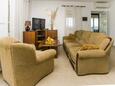 Brijesta, Living room in the house, air condition available, (pet friendly) and WiFi.