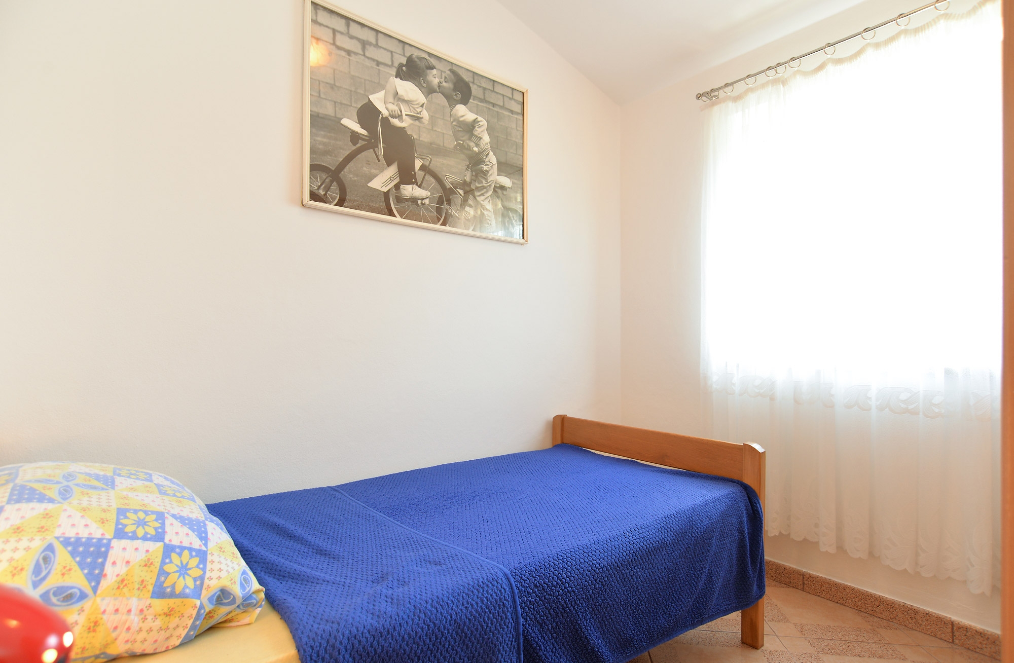 Three bedroom apartment with terrace Valbandon, Fažana  A-b