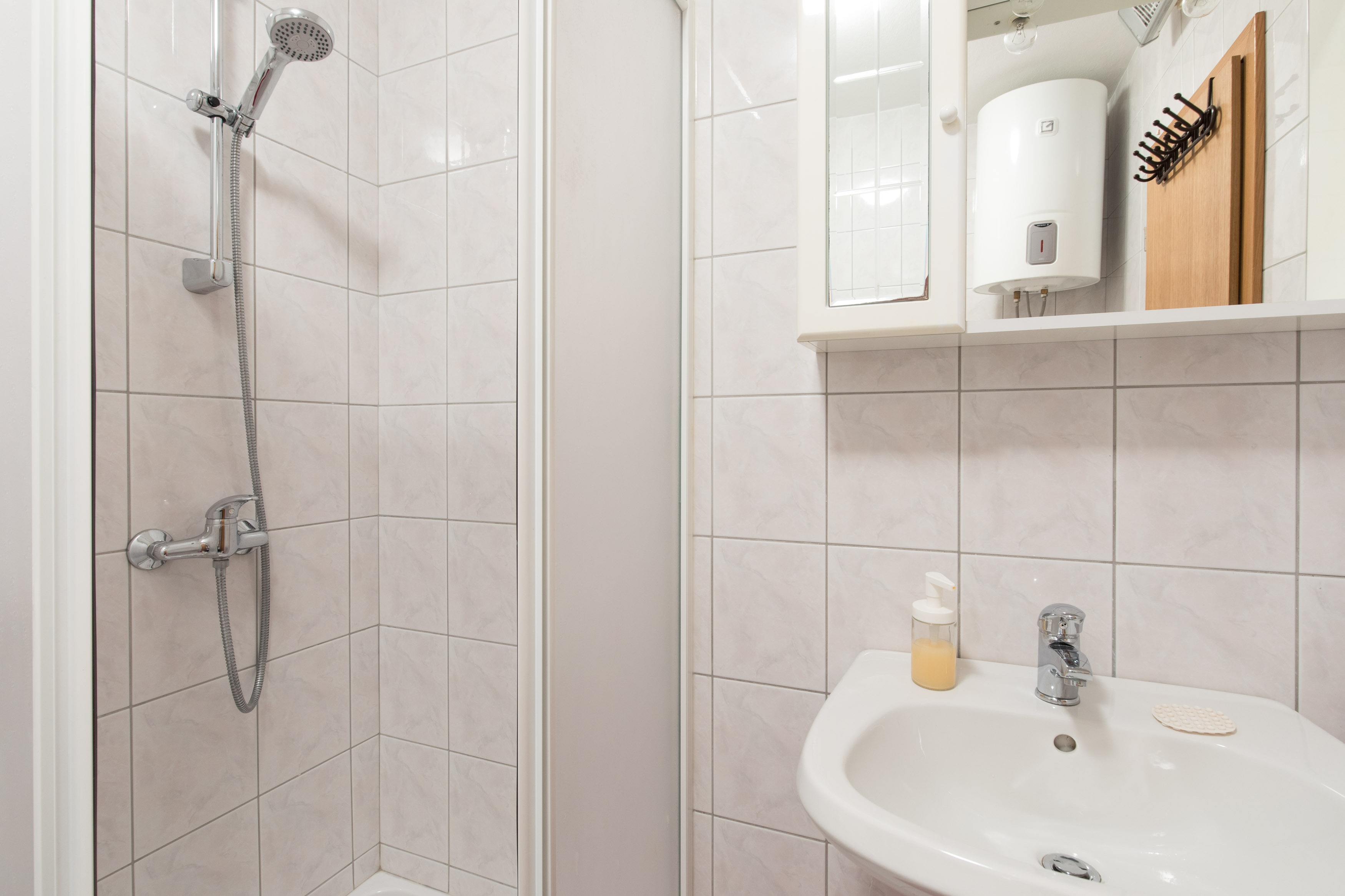 Two bedroom apartment with balcony and sea view Baška, Krk  A-a