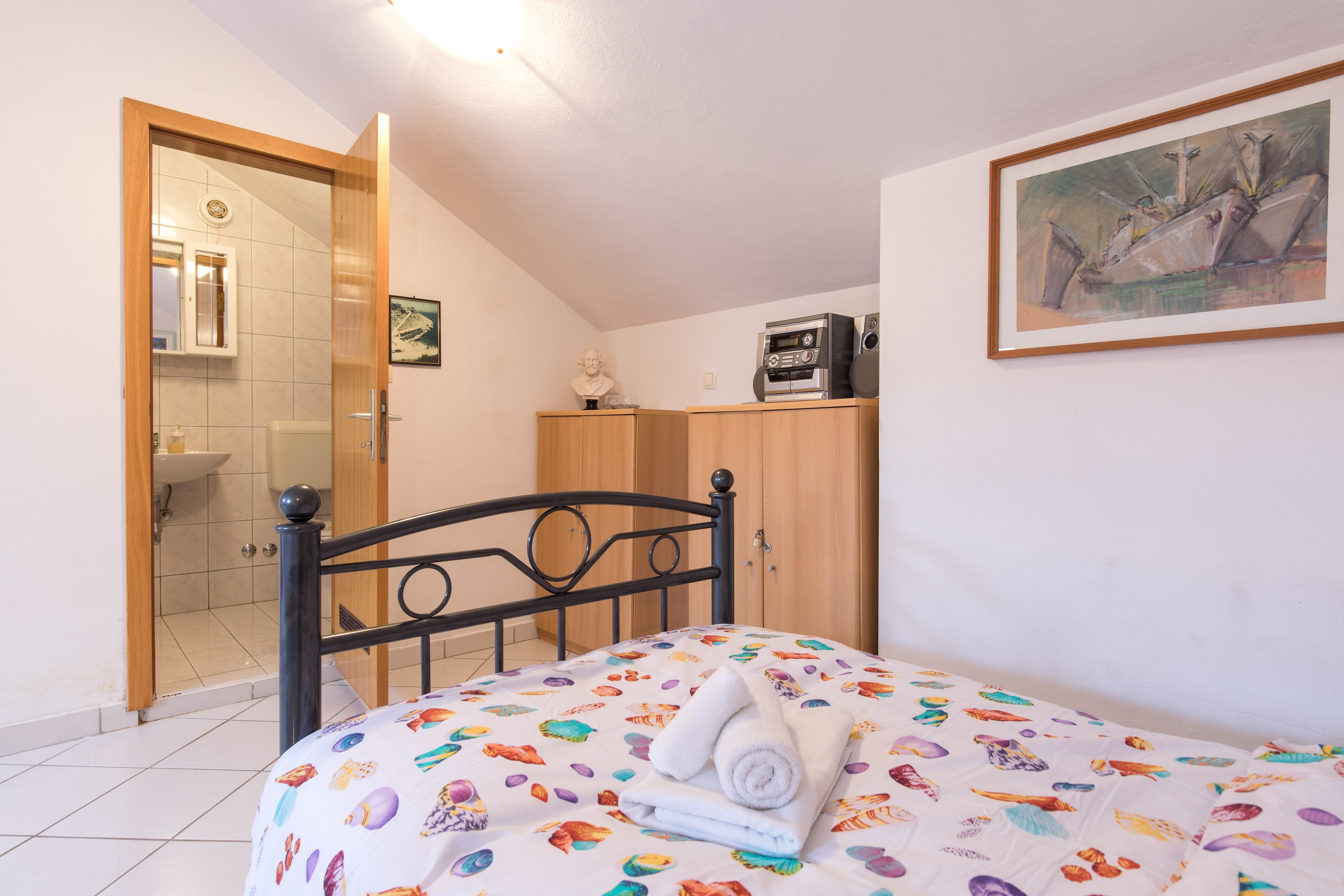 Two bedroom apartment with balcony and sea view Baška, Krk  A-a