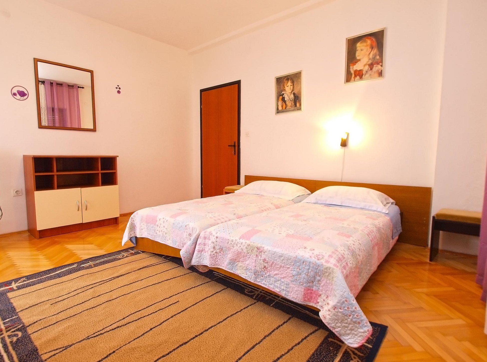Two bedroom apartment with terrace Valbandon, Fažana  A-a