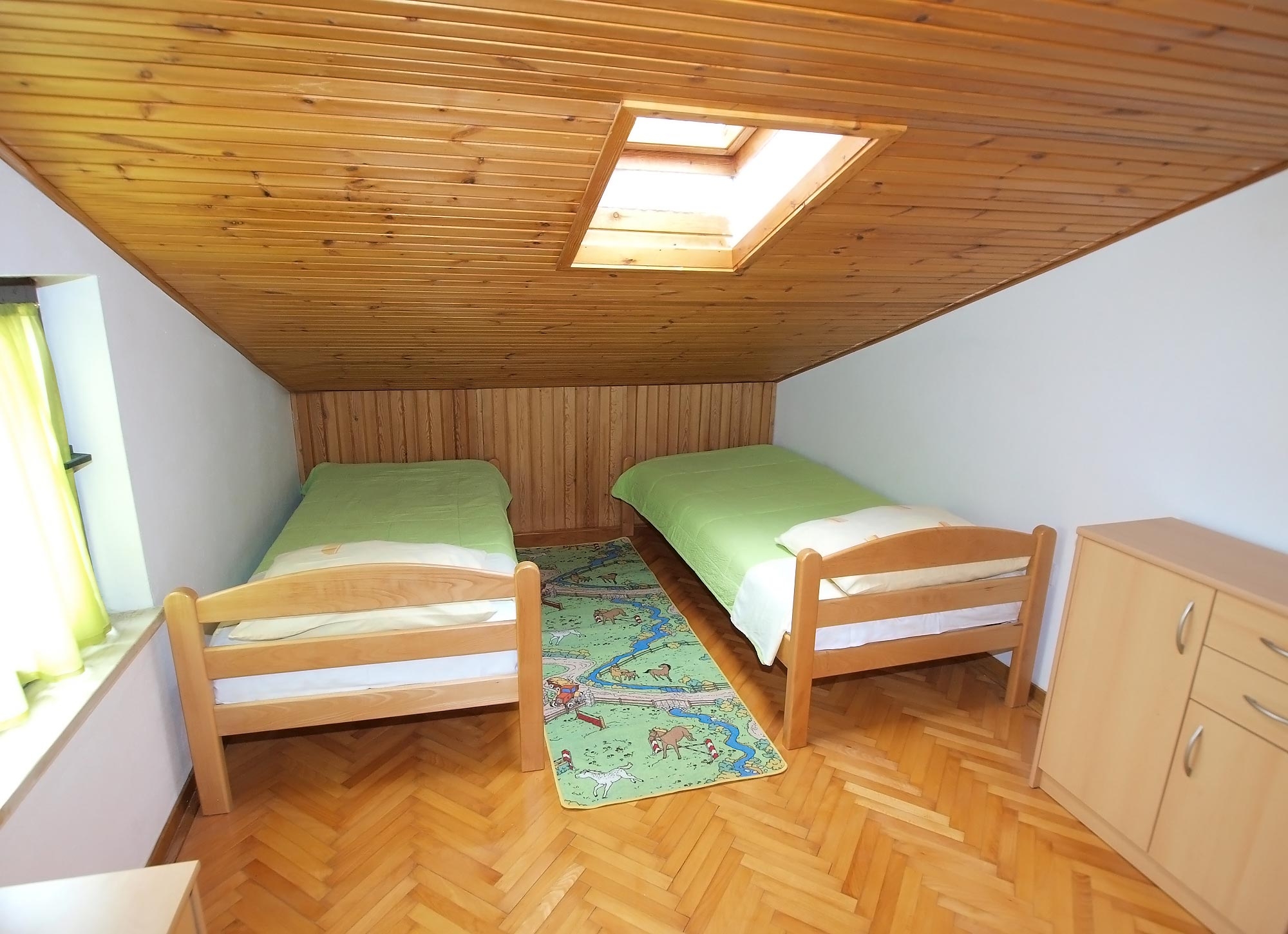 Two bedroom apartment with terrace Valbandon, Fažana  A-c