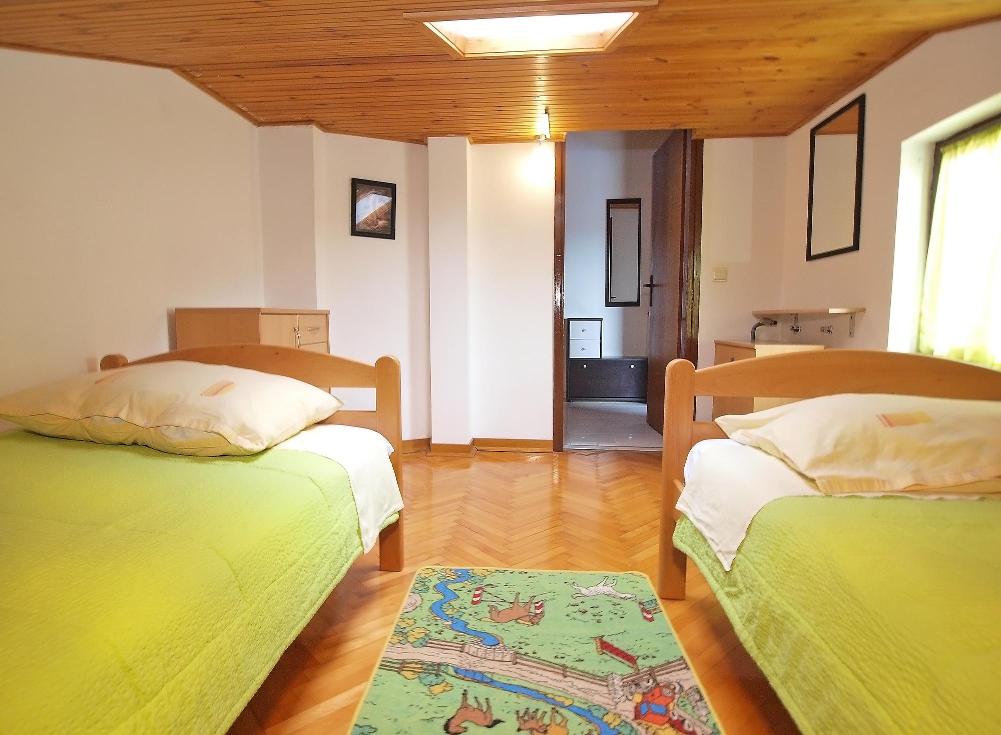 Two bedroom apartment with terrace Valbandon, Fažana  A-c