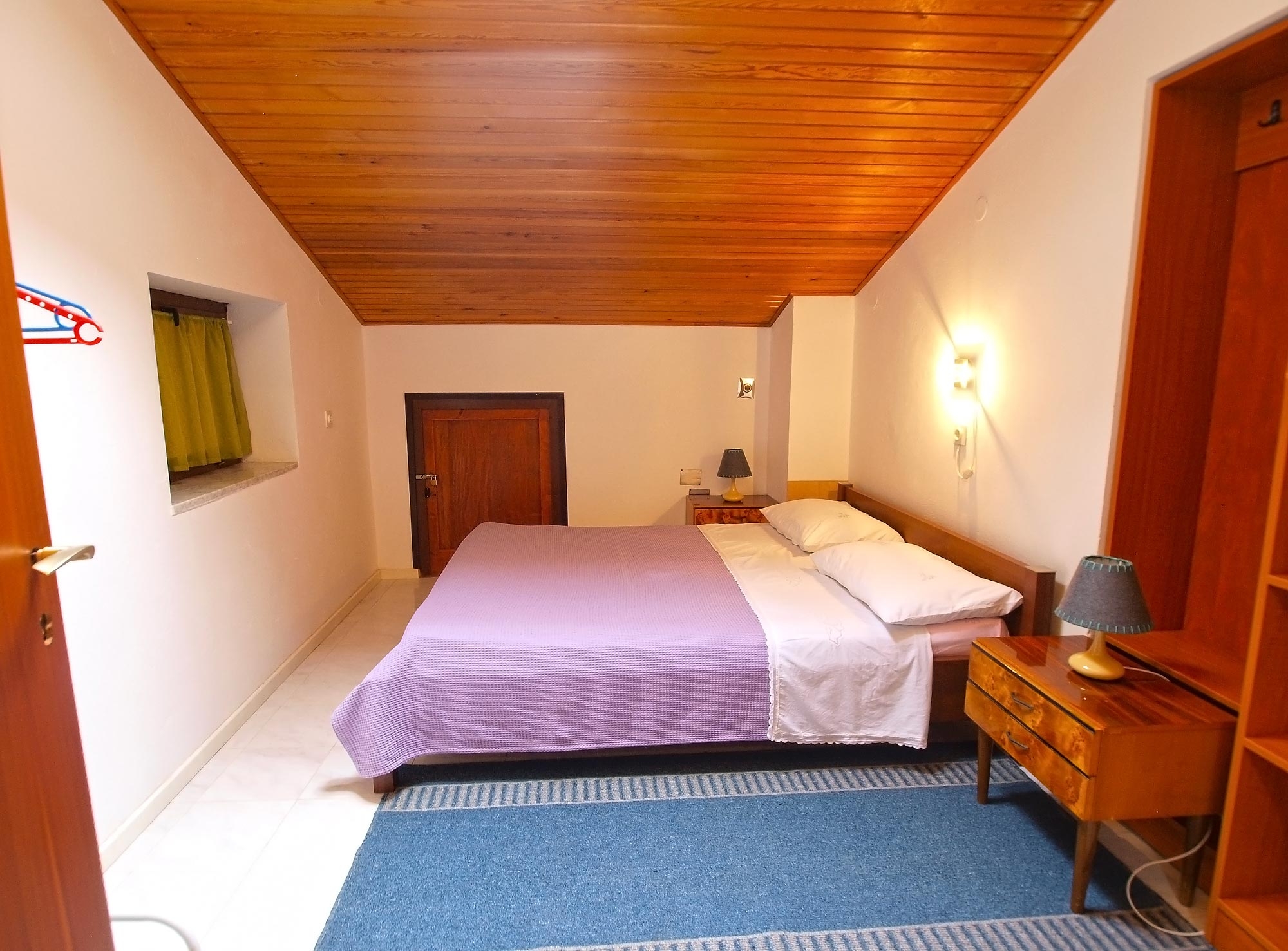 Two bedroom apartment with terrace Valbandon, Fažana  A-c