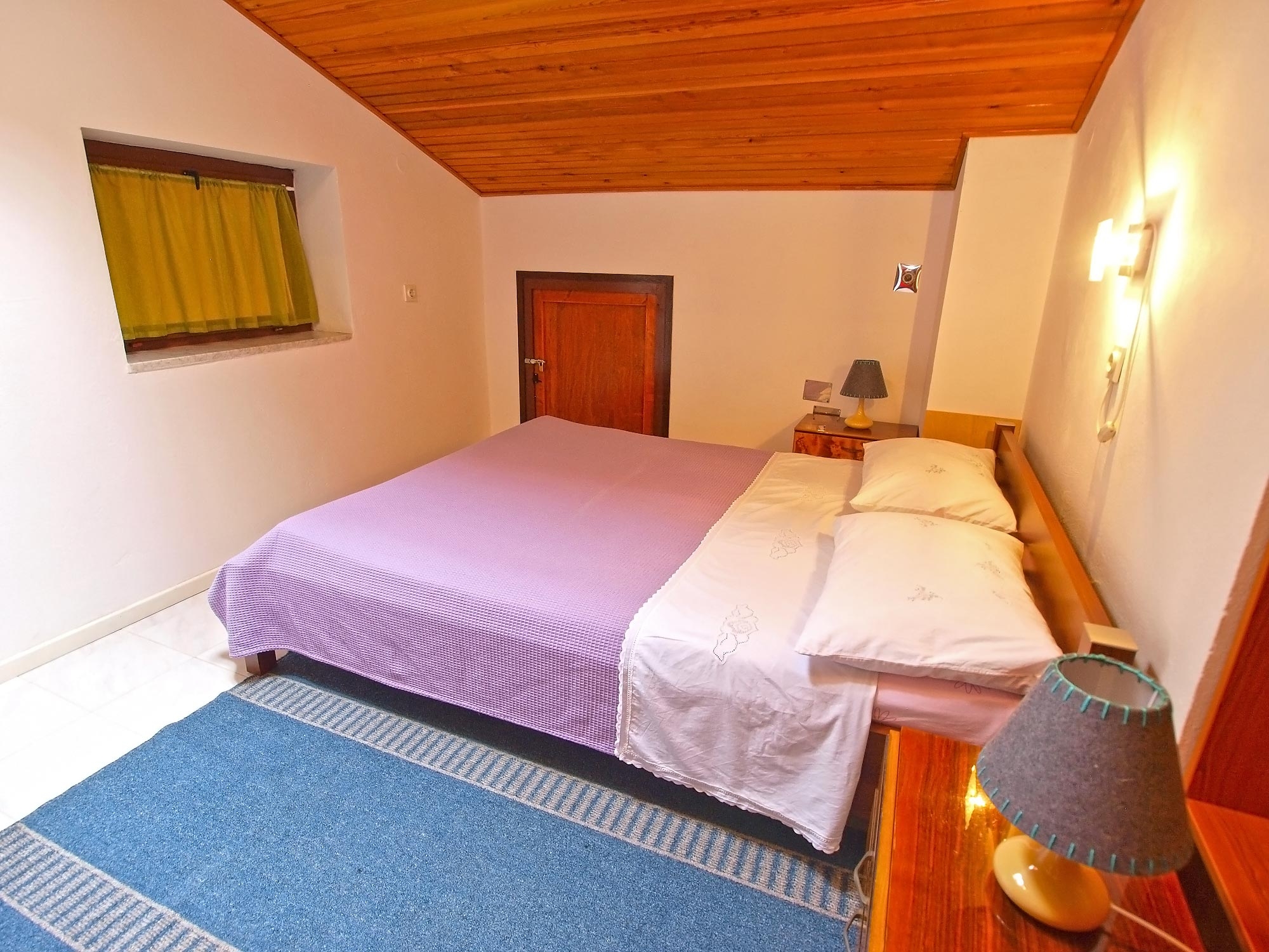 Two bedroom apartment with terrace Valbandon, Fažana  A-c