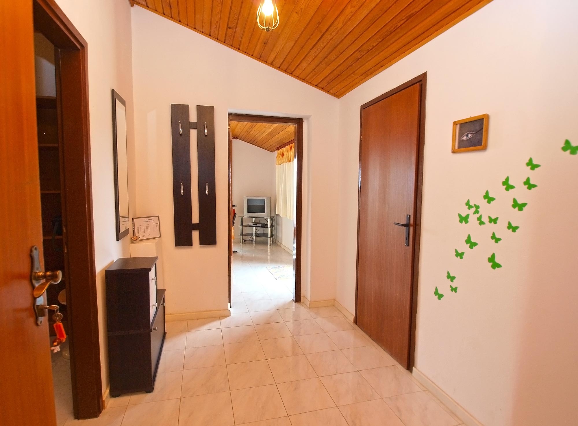 Two bedroom apartment with terrace Valbandon, Fažana  A-c