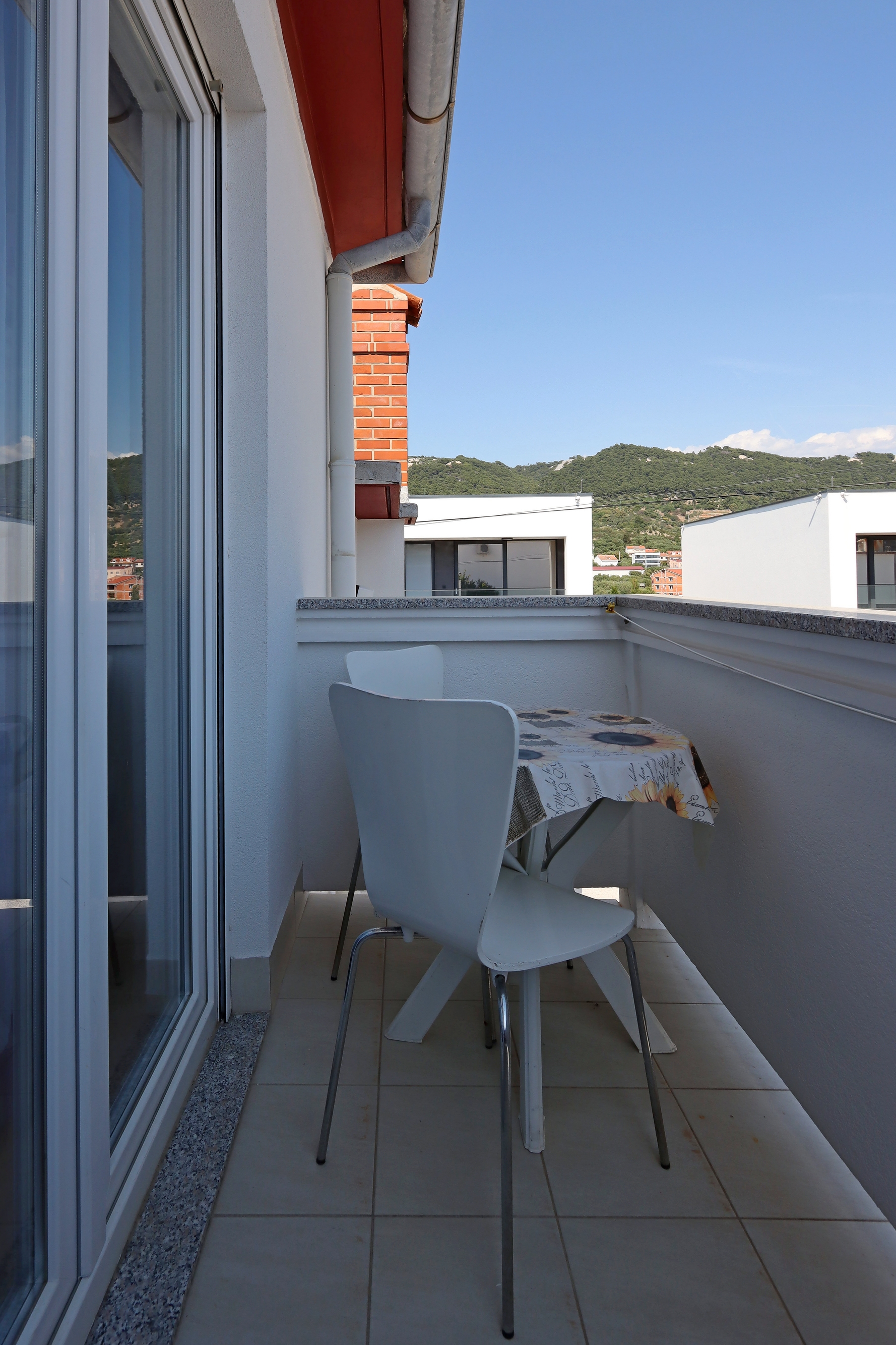 One bedroom apartment with balcony Banjol, Rab  A-a