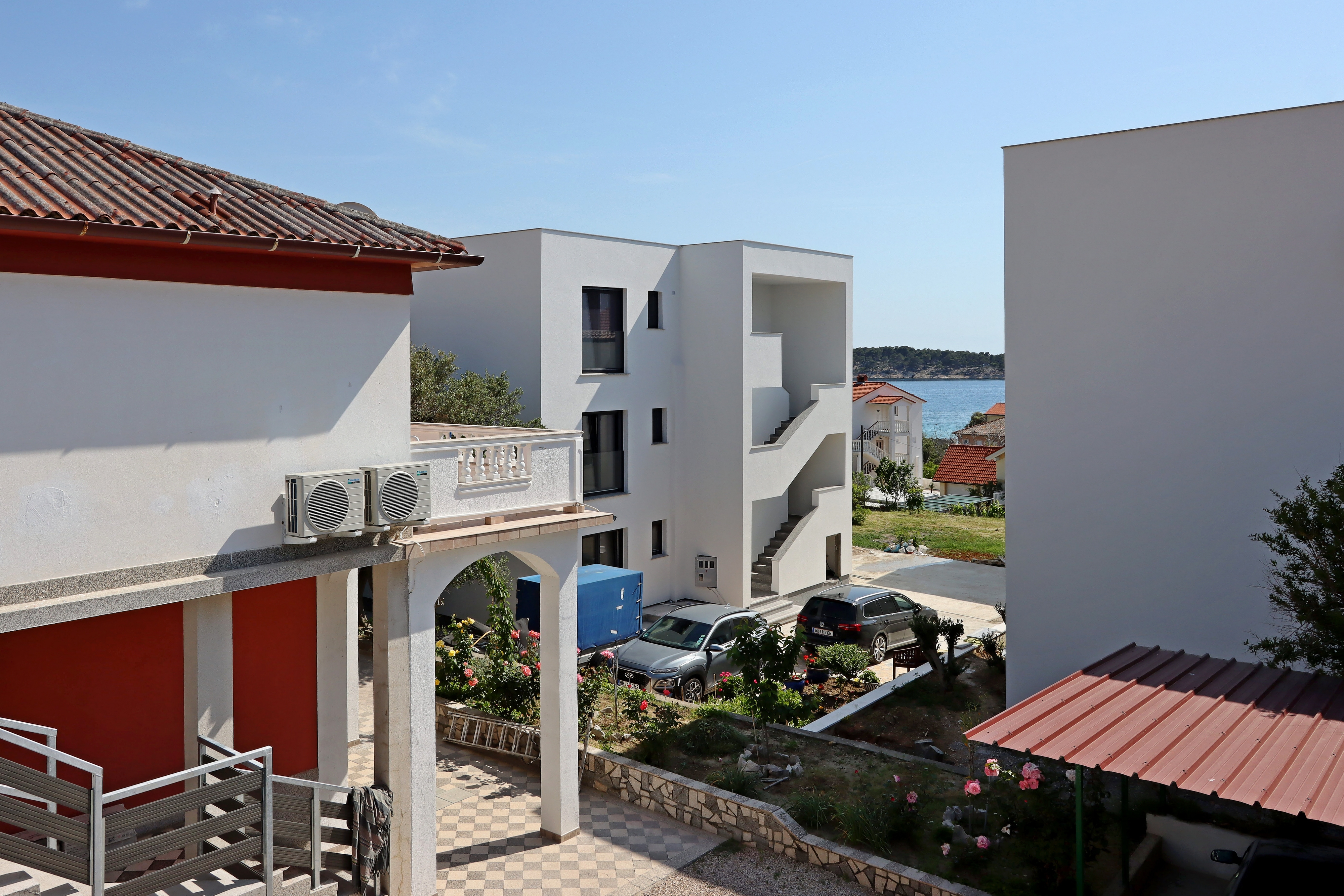 One bedroom apartment with balcony Banjol, Rab  A-a