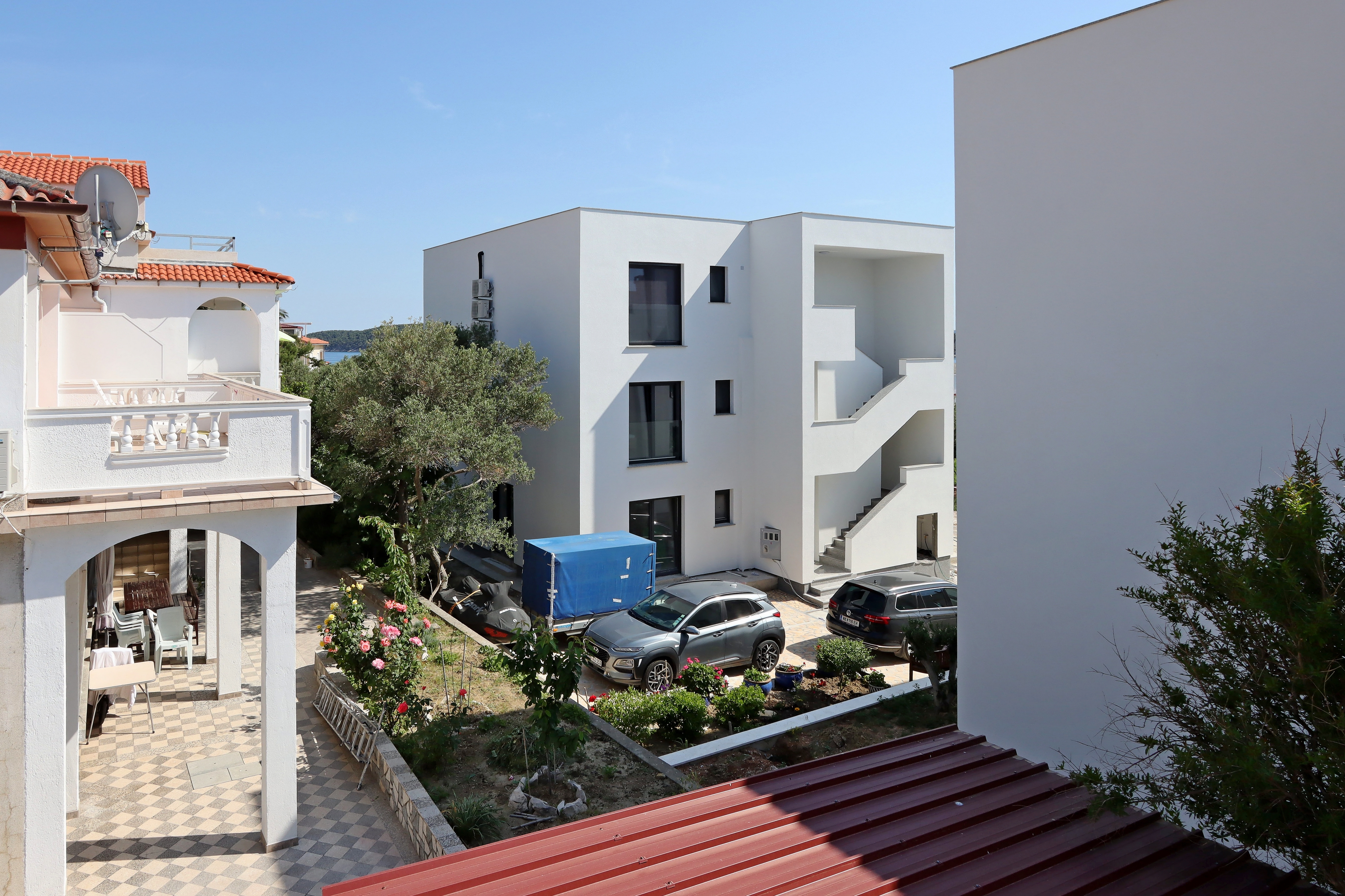 One bedroom apartment with balcony Banjol, Rab  A-a