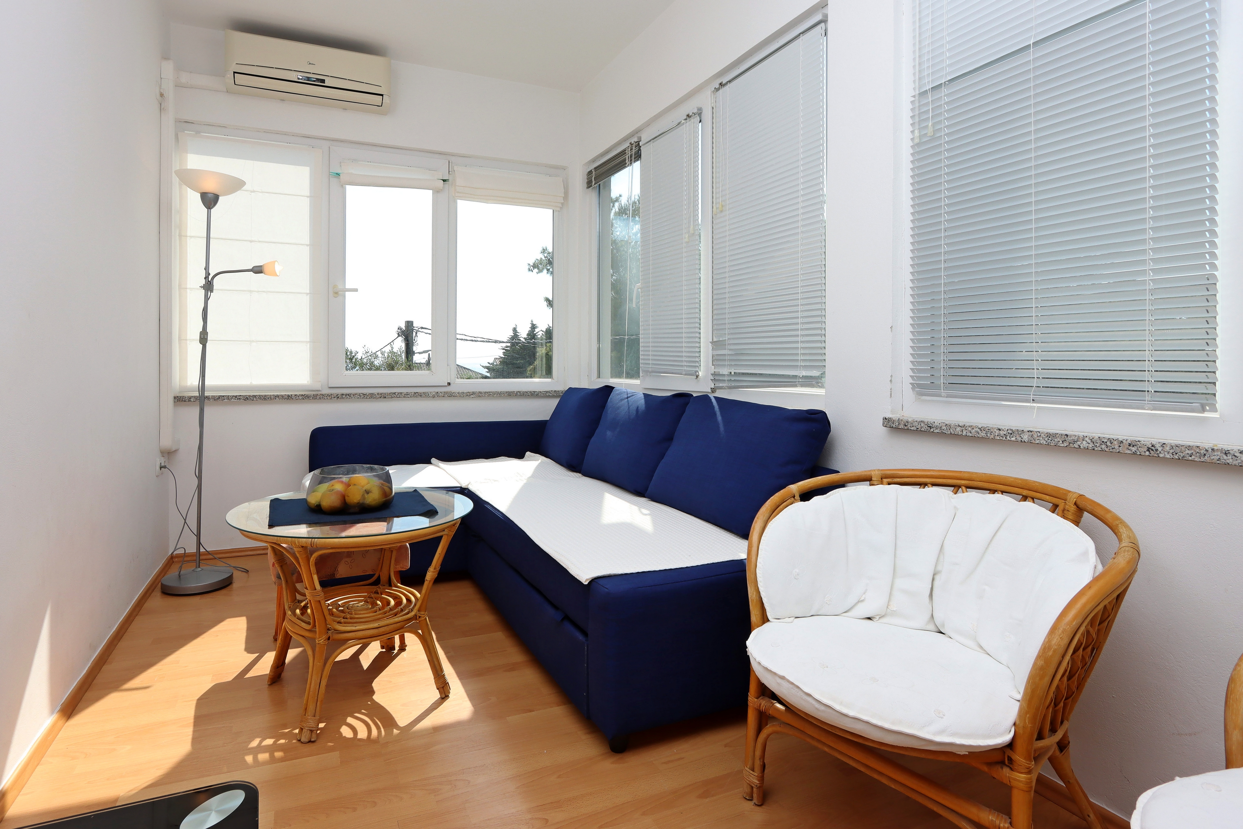 One bedroom apartment with terrace Banjol (Rab) (A-19692-b) One bedroom apartment with terrace Banjol (Rab) (A-19692-b)