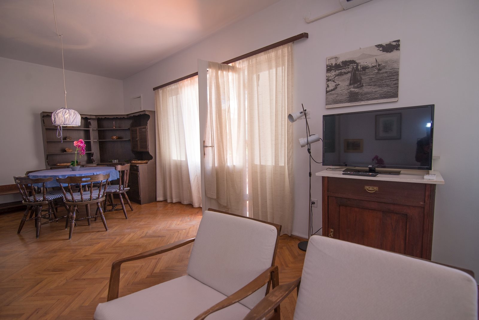 Two bedroom apartment with terrace Veli Lošinj, Lošinj  A-a