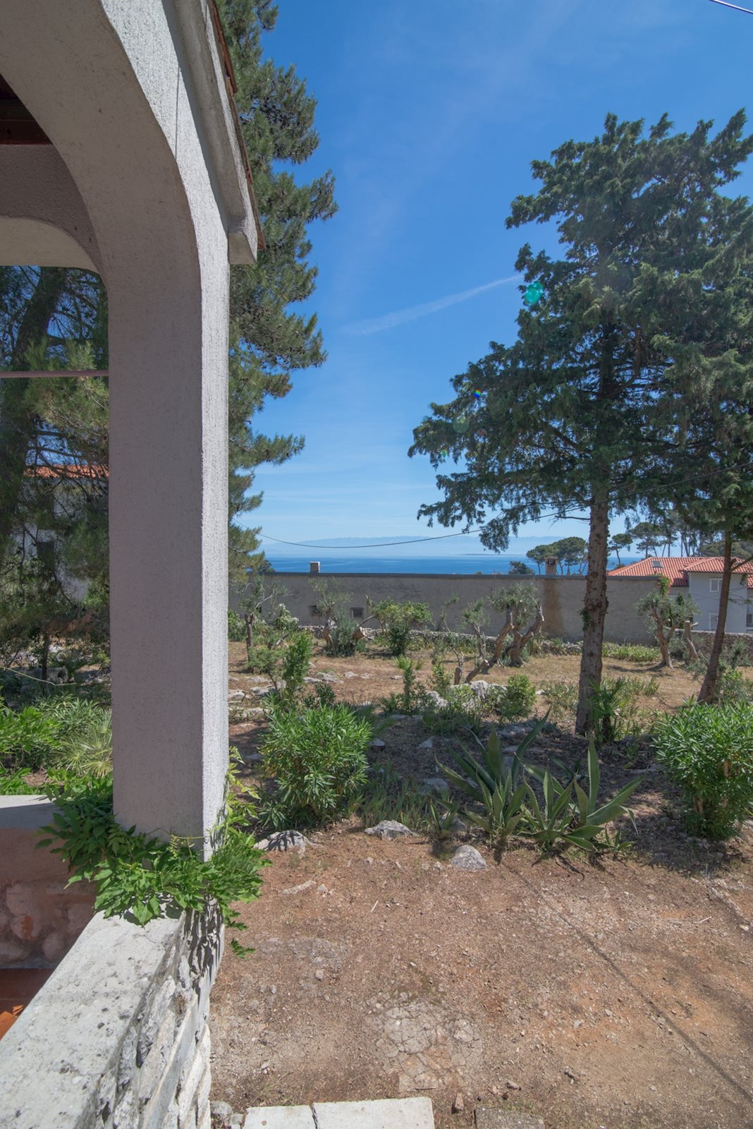Two bedroom apartment with terrace Veli Lošinj, Lošinj  A-a