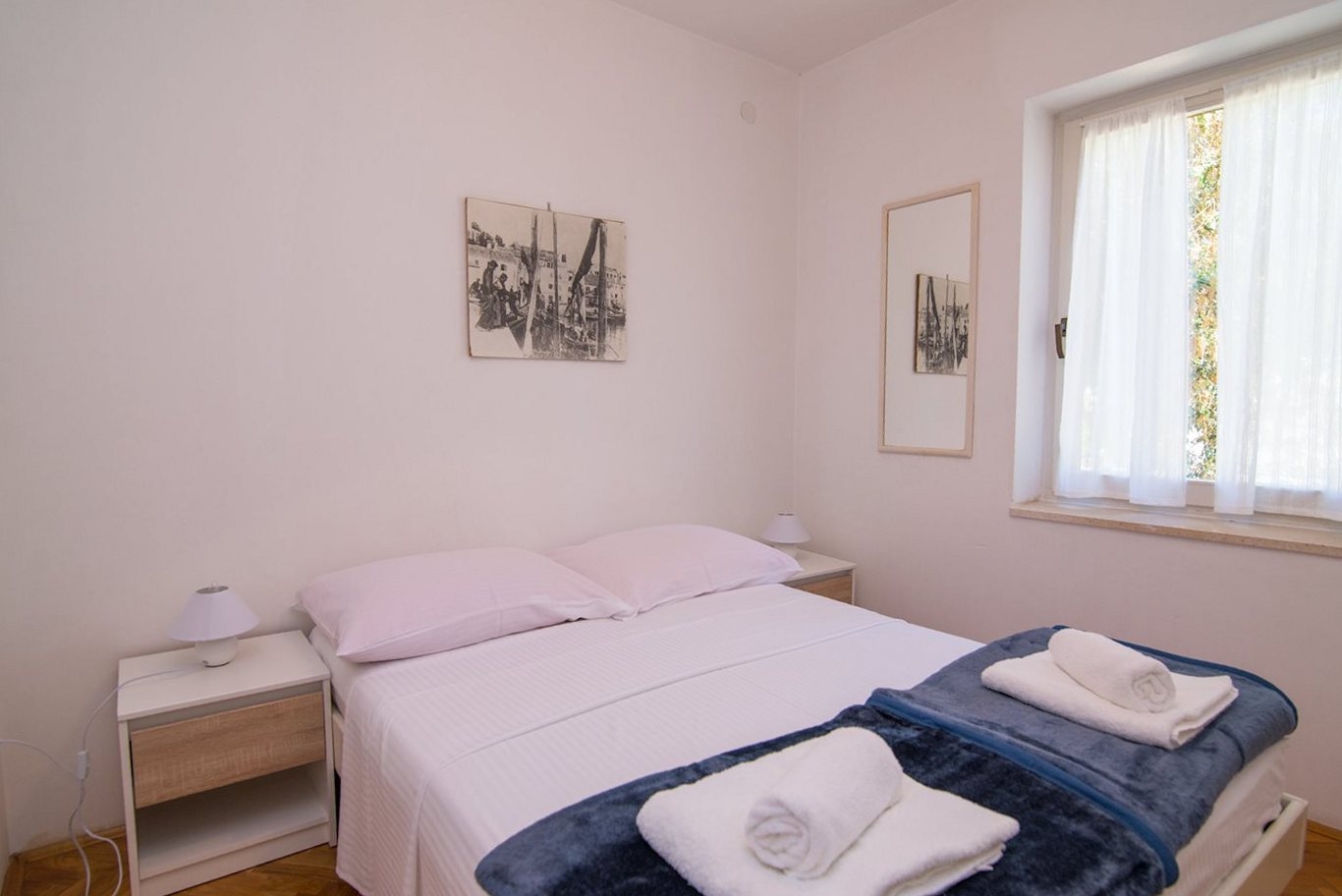 Two bedroom apartment with terrace Veli Lošinj, Lošinj  A-b