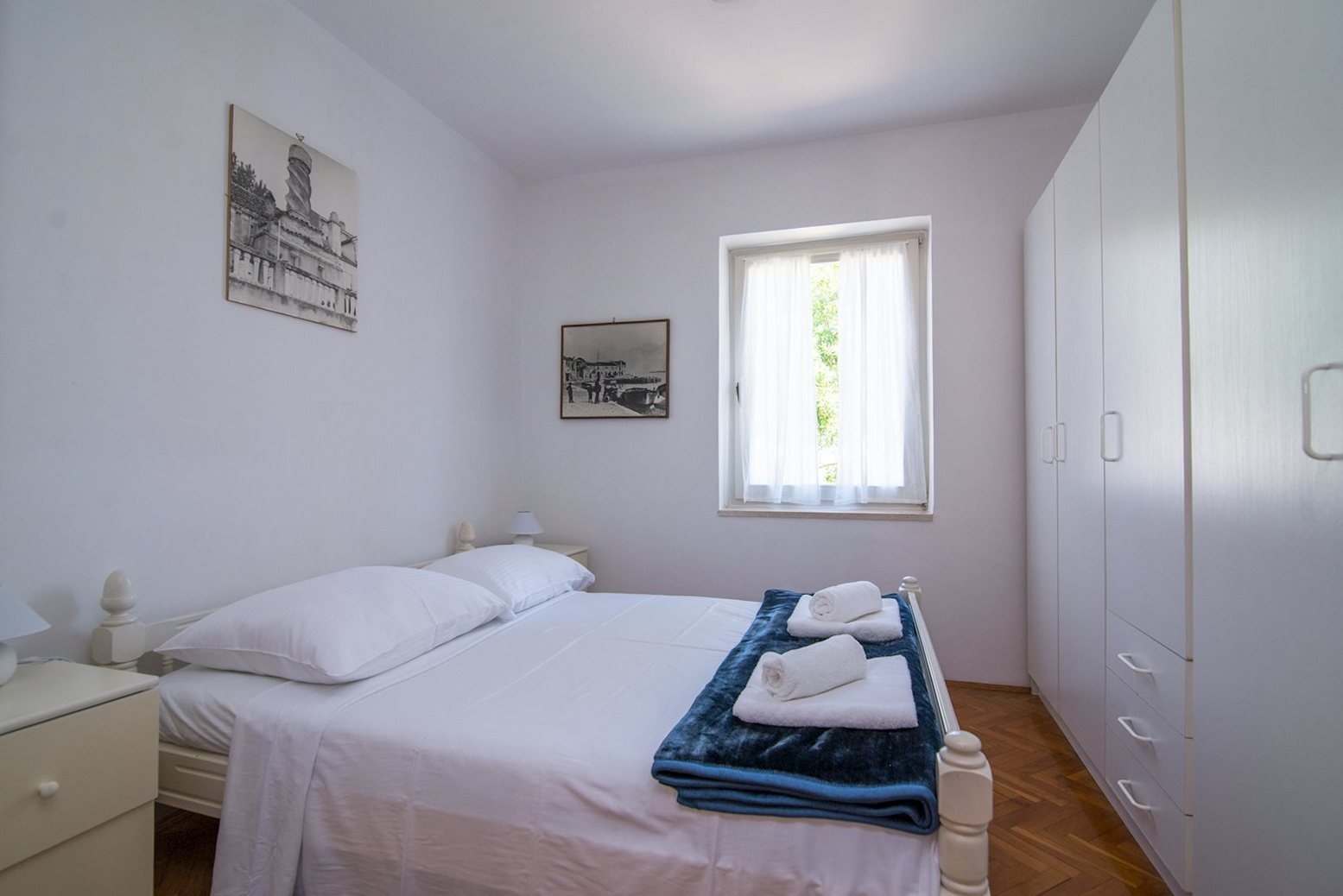 Two bedroom apartment with terrace Veli Lošinj, Lošinj  A-b