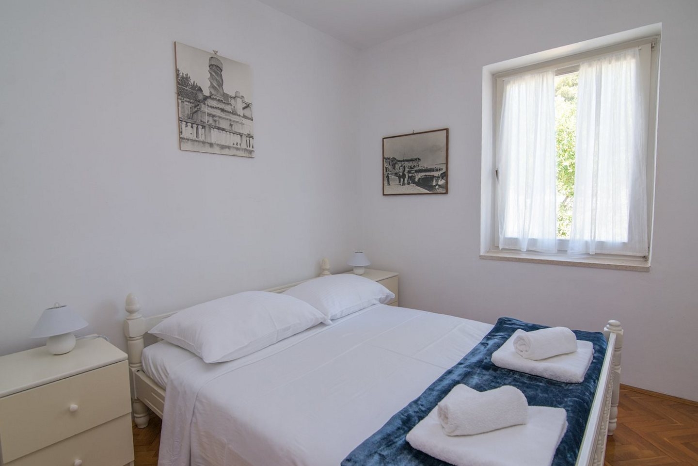 Two bedroom apartment with terrace Veli Lošinj, Lošinj  A-b