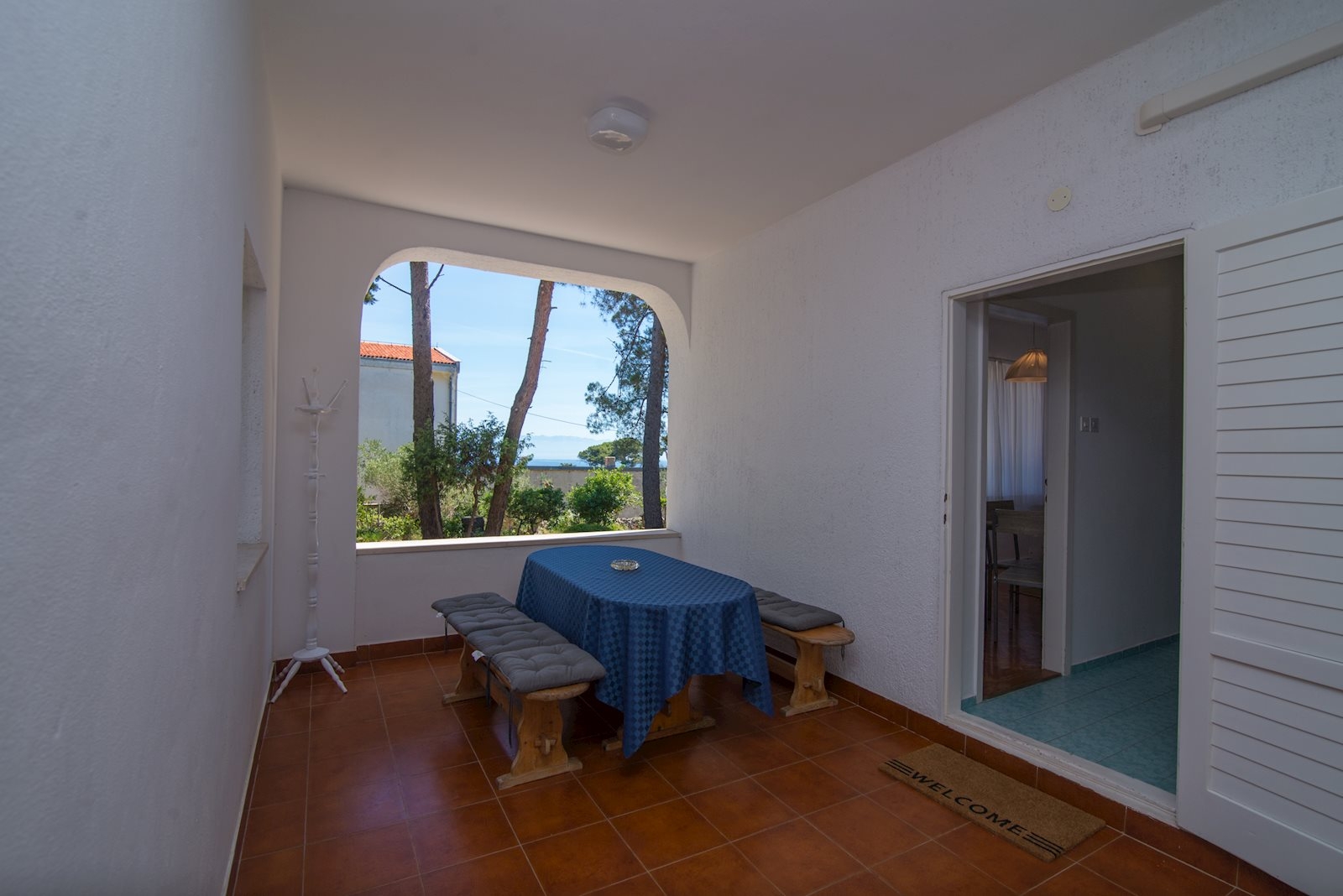 Two bedroom apartment with terrace Veli Lošinj, Lošinj  A-c