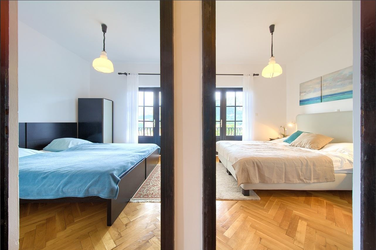 Two bedroom apartment with terrace Baška, Krk  A-b
