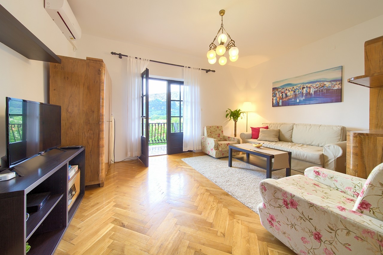 Two bedroom apartment with terrace Baška, Krk (A-19708-b)