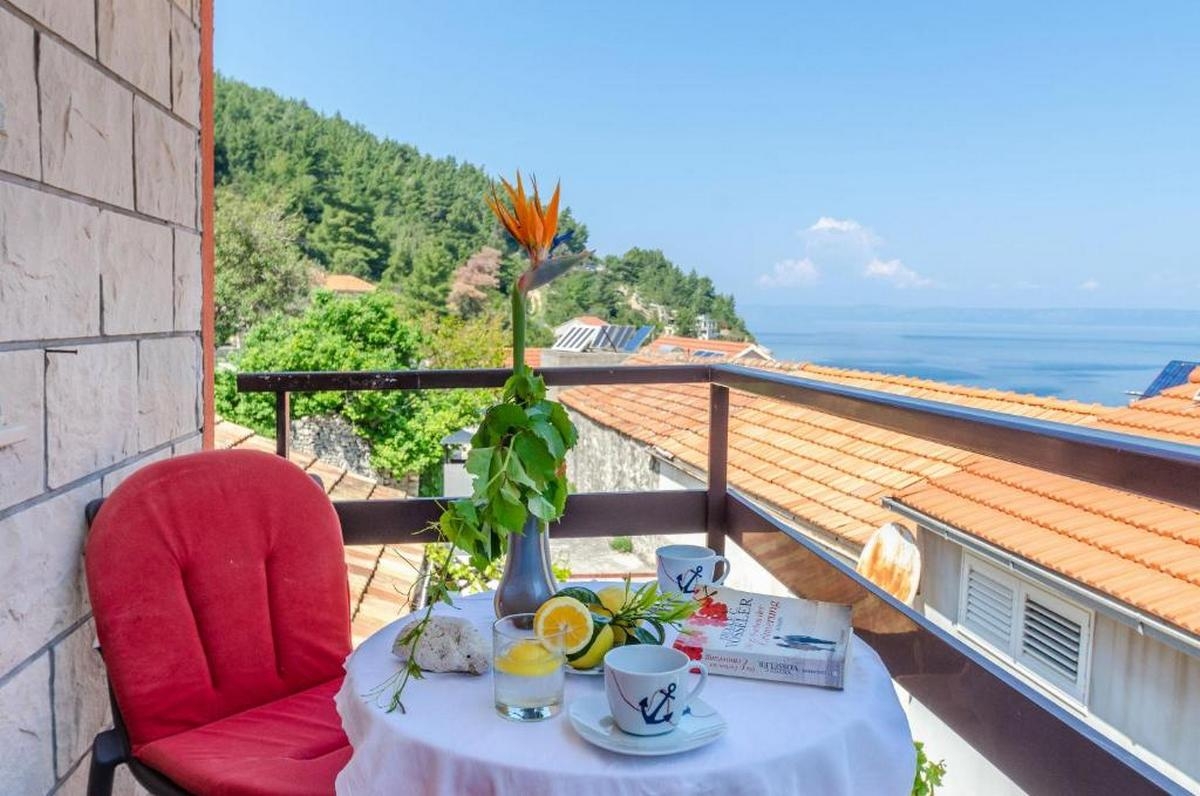 Three bedroom house with terrace and sea view Cove Babina, Korčula  K