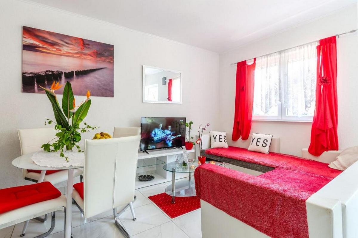 Three bedroom house with terrace and sea view Cove Babina, Korčula (K-19712) Three bedroom house with terrace and sea view Cove Babina, Korčula (K-19712)