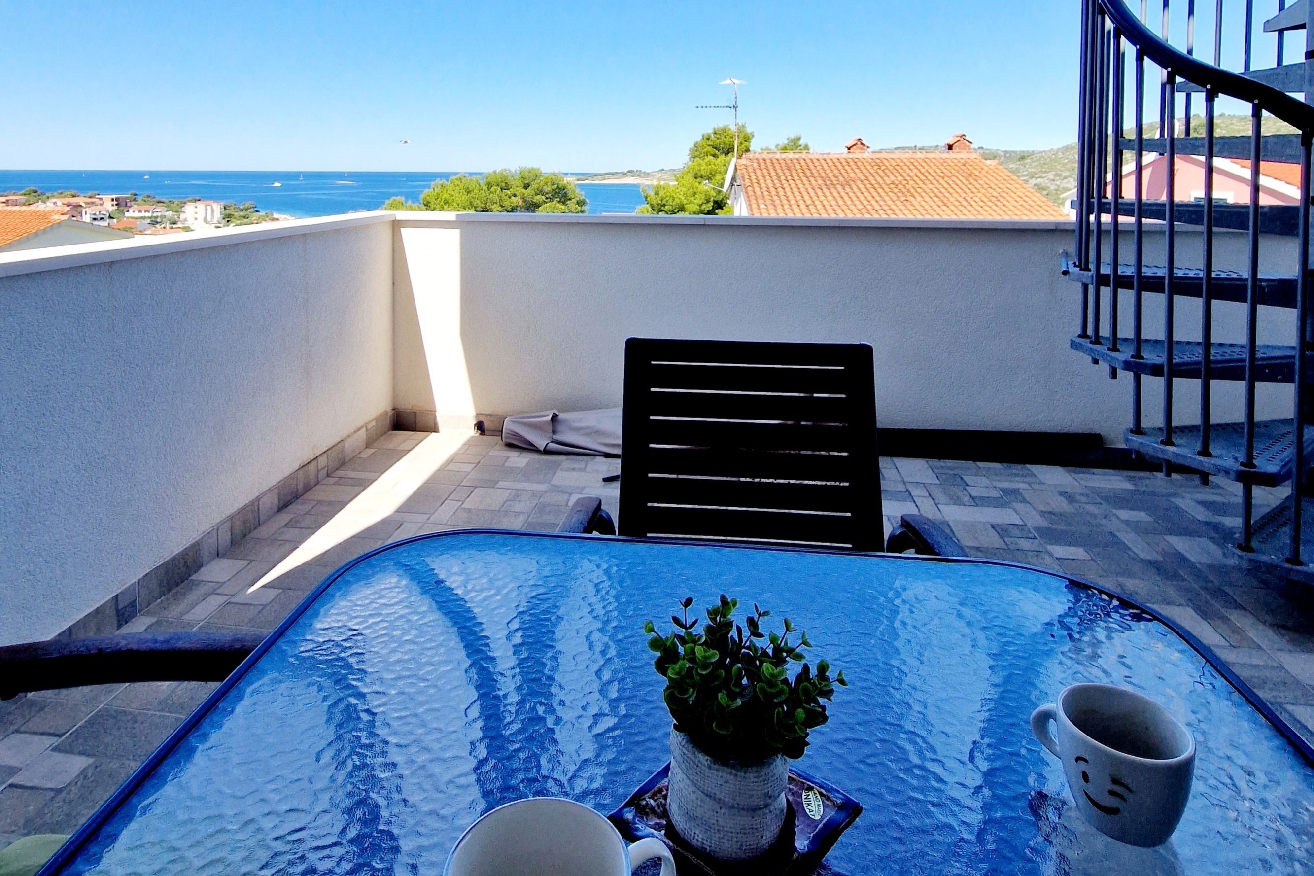 One bedroom apartment with terrace and sea view Kanica, Rogoznica  A-b